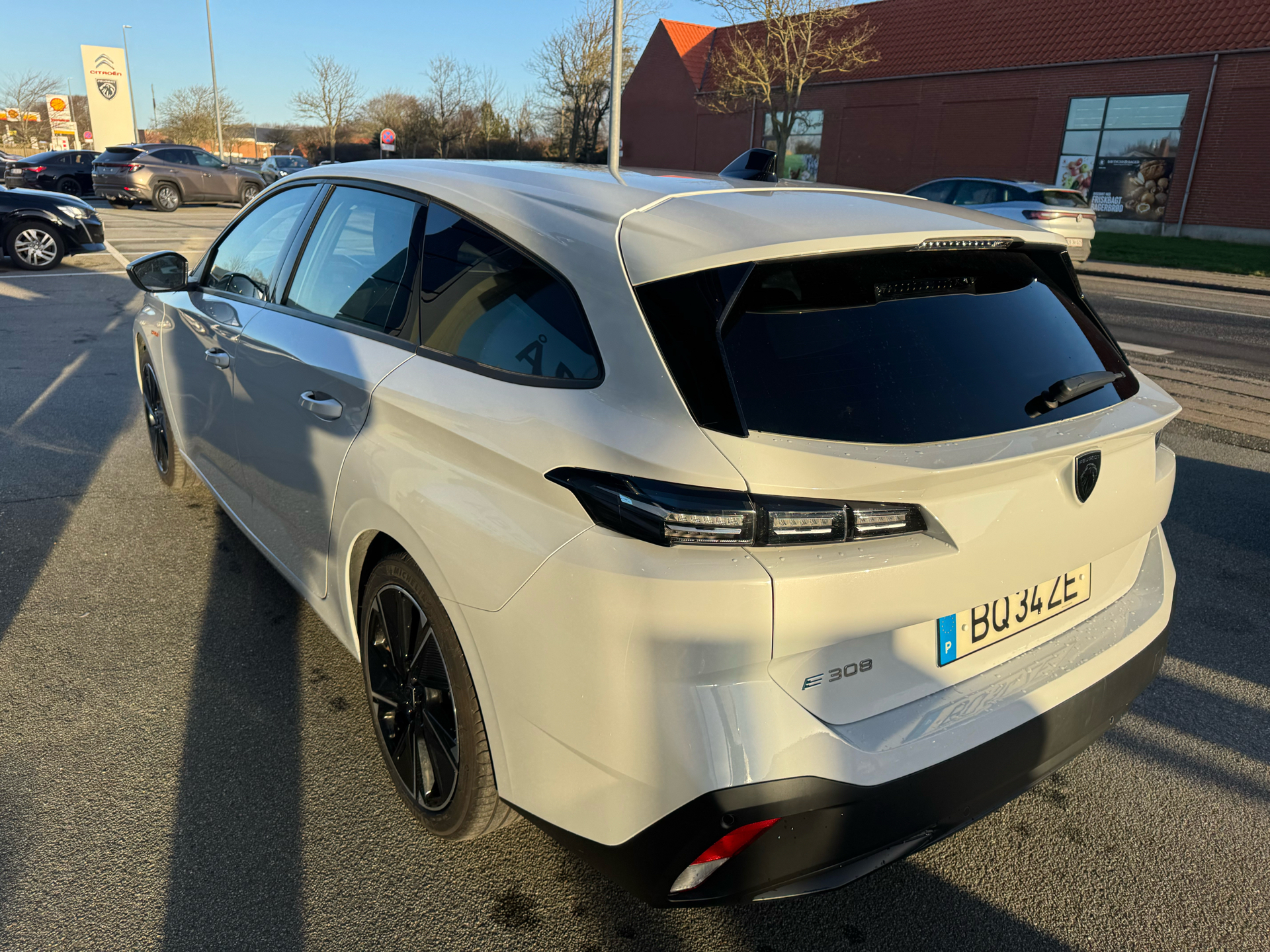 Billede af Peugeot e-308 SW EL Style 156HK Stc Aut.