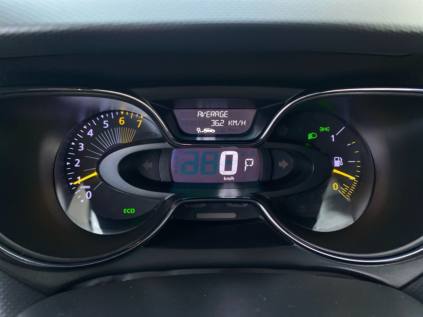 Billede af Renault Captur 1,2 TCE Expression EDC 120HK 5d 6g Aut.