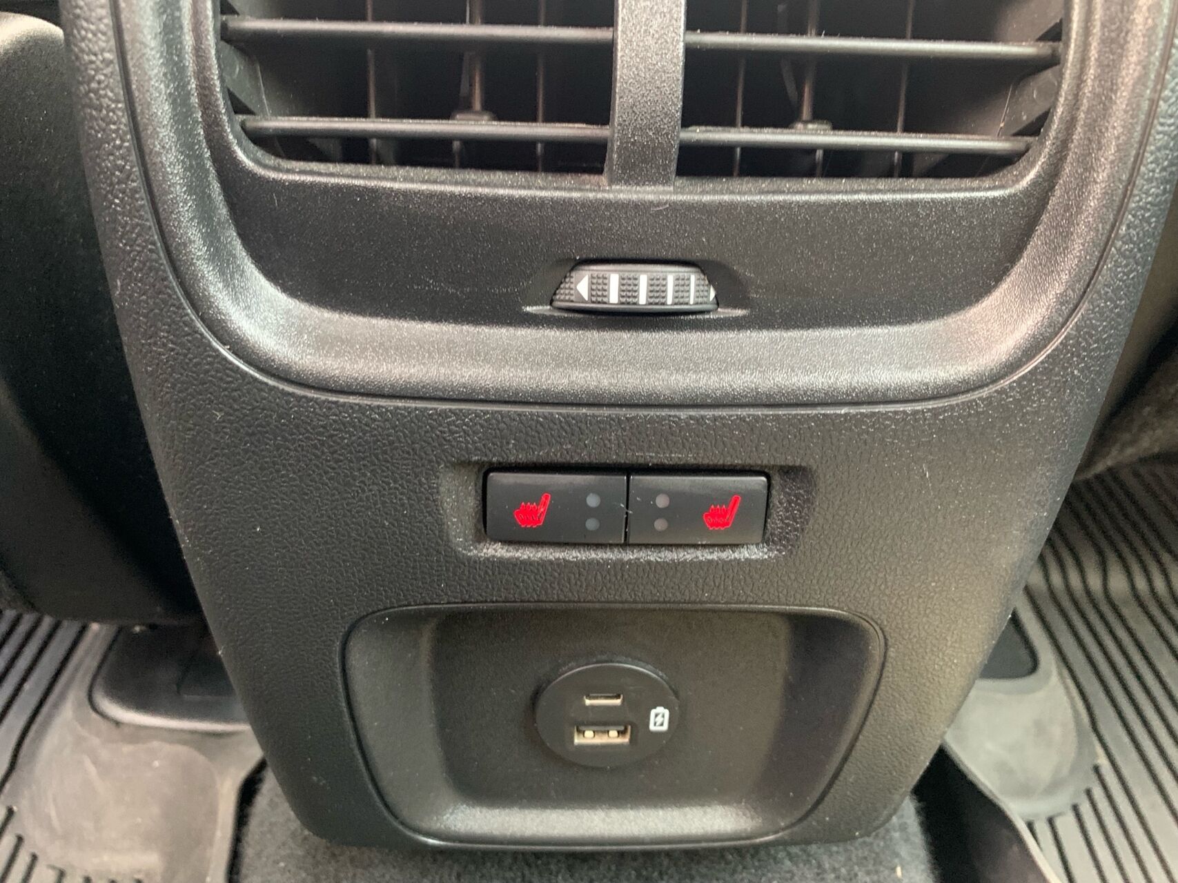 Billede af Ford Kuga 2,5 Plugin-hybrid Titanium CVT 225HK 5d Trinl. Gear