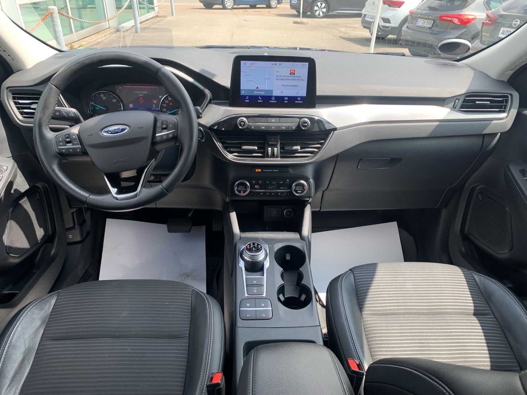 Billede af Ford Kuga 2,5 Plugin-hybrid Titanium CVT 225HK 5d Trinl. Gear