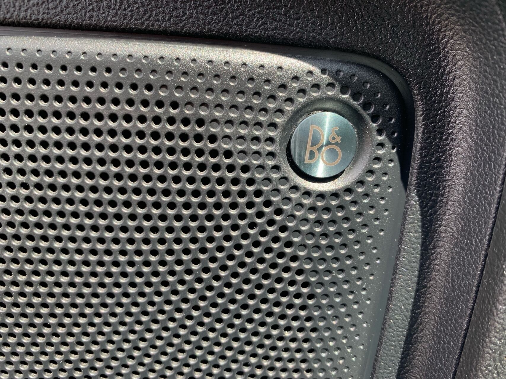 Billede af Ford Kuga 2,5 Plugin-hybrid Titanium CVT 225HK 5d Trinl. Gear