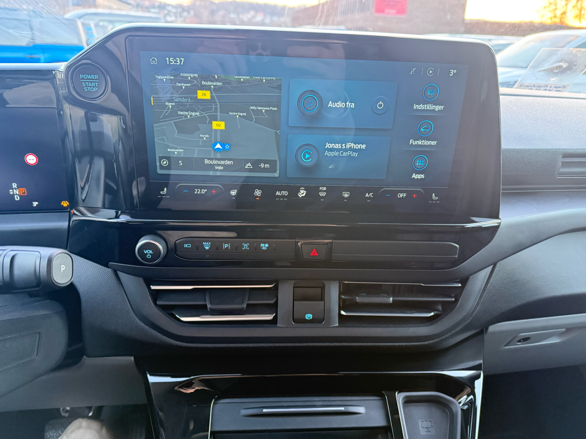 Billede af Ford Tourneo Custom 340 L2H1 2,5 Plugin-hybrid Titanium X CVT 233HK Aut.