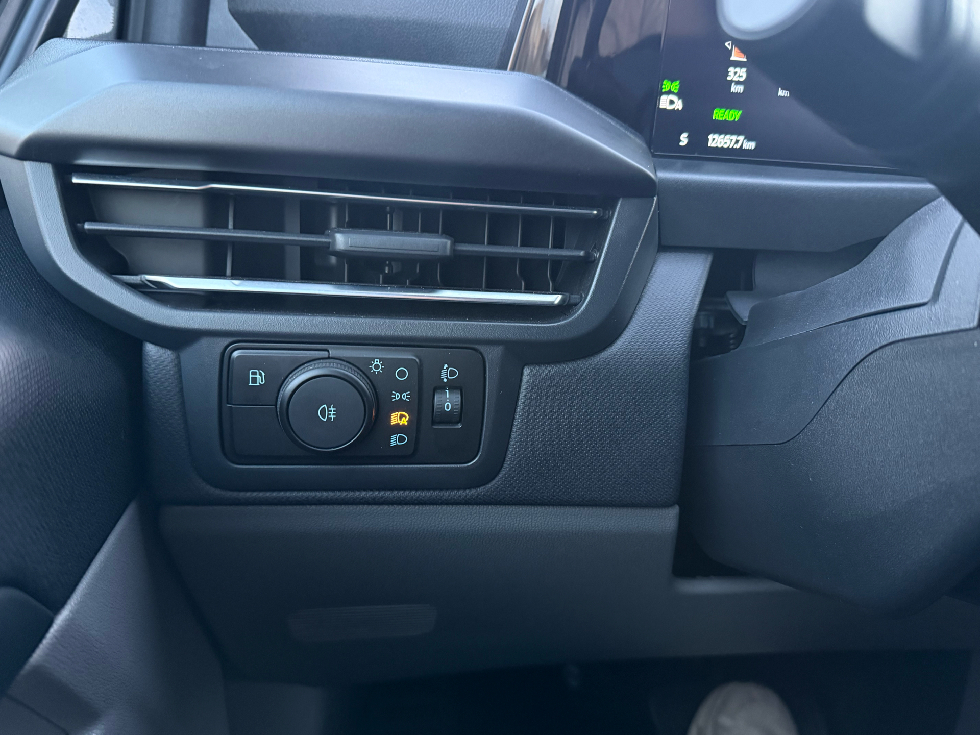 Billede af Ford Tourneo Custom 340 L2H1 2,5 Plugin-hybrid Titanium X CVT 233HK Aut.