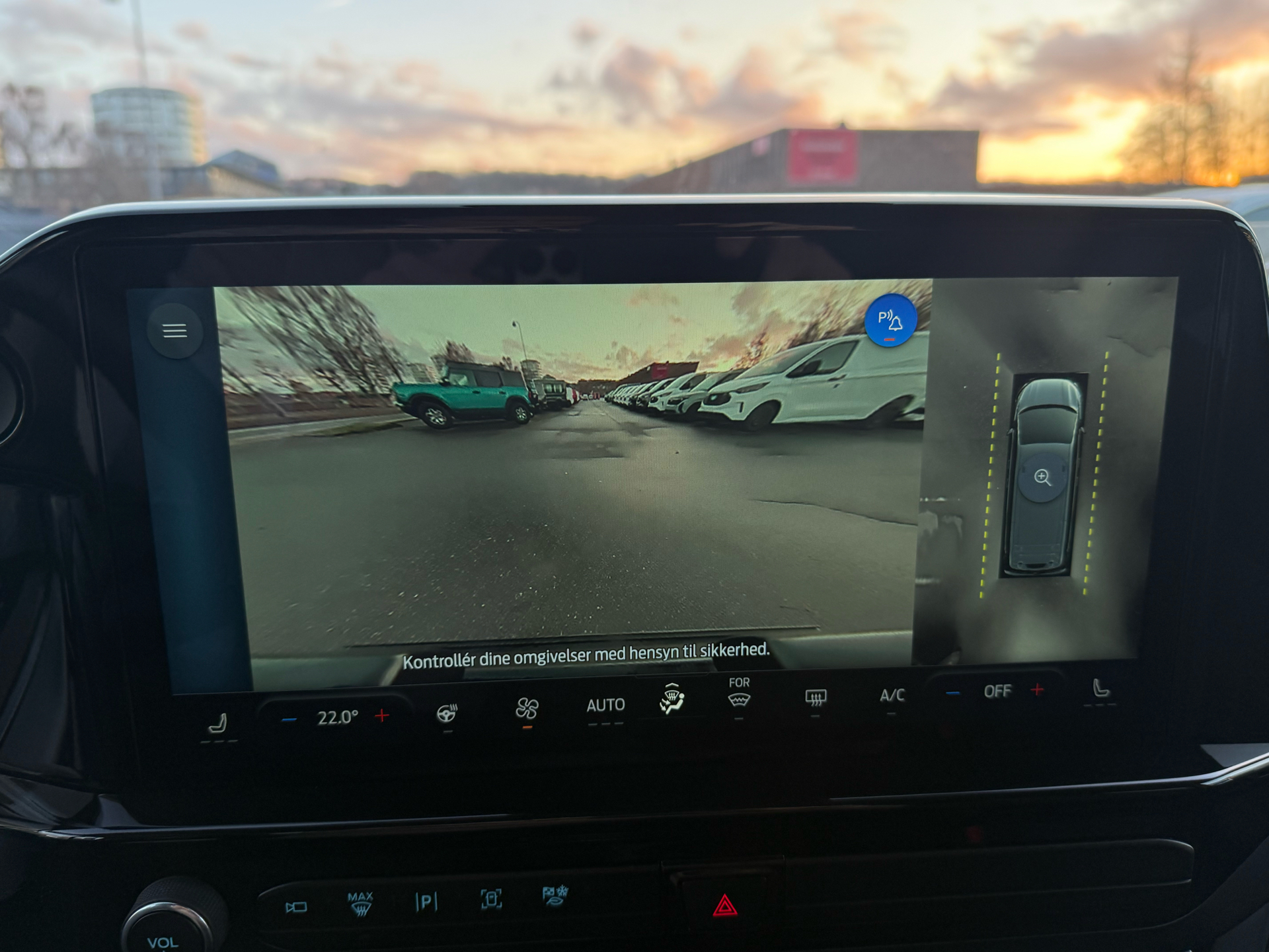 Billede af Ford Tourneo Custom 340 L2H1 2,5 Plugin-hybrid Titanium X CVT 233HK Aut.