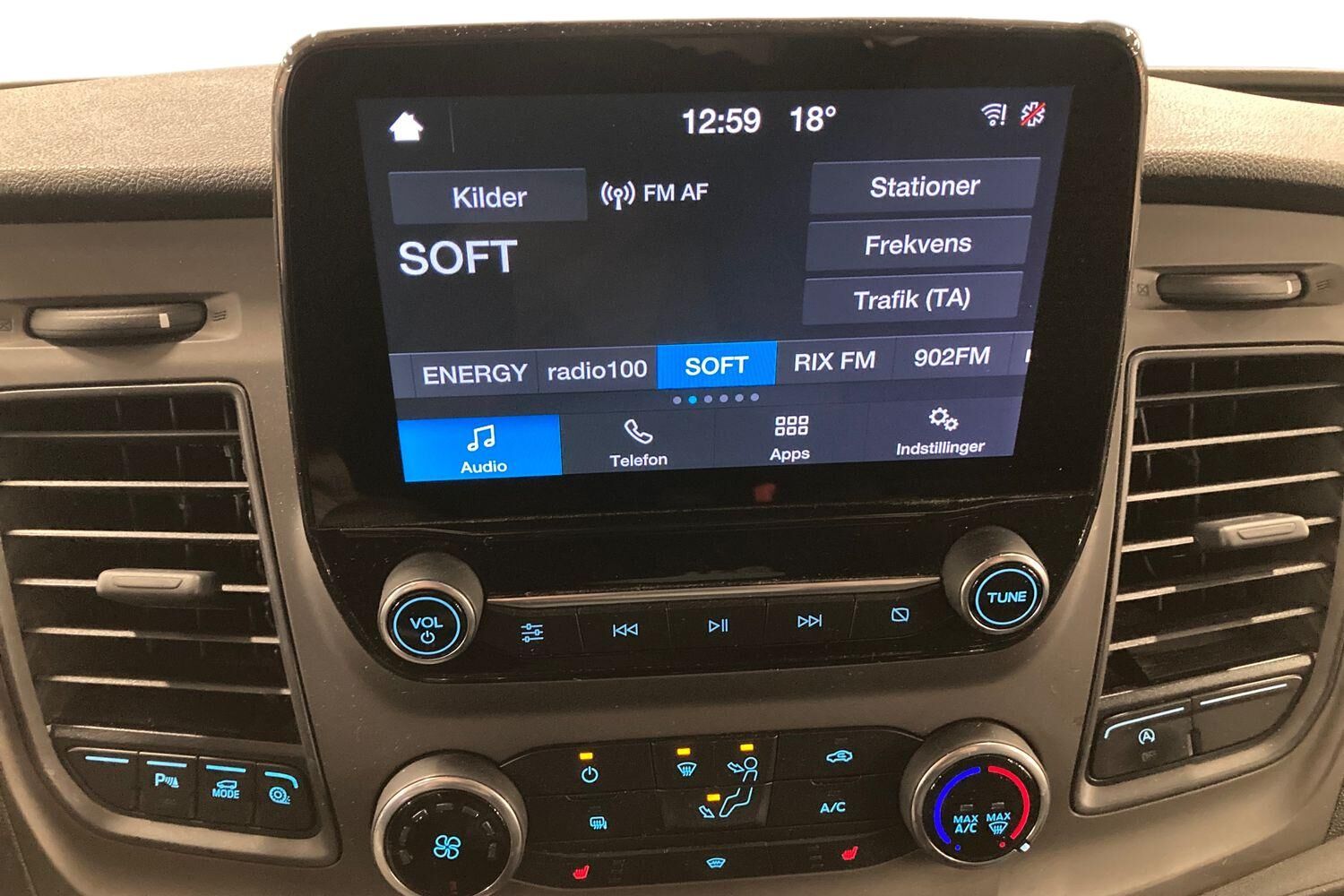 Billede af Ford Transit Custom 320 L2H1 2,0 TDCi Trend 130HK Van 6g Aut.