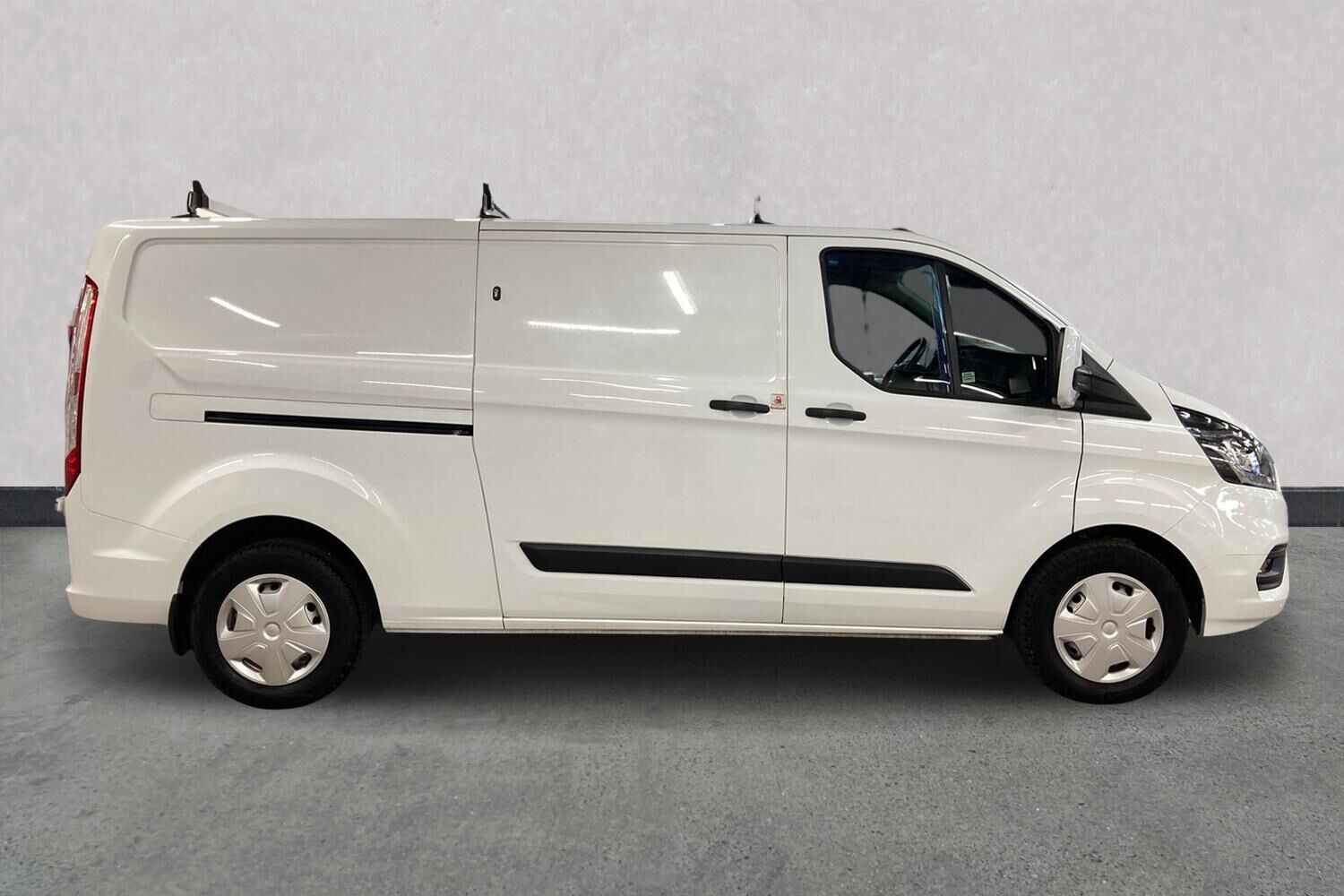 Billede af Ford Transit Custom 320 L2H1 2,0 TDCi Trend 130HK Van 6g Aut.