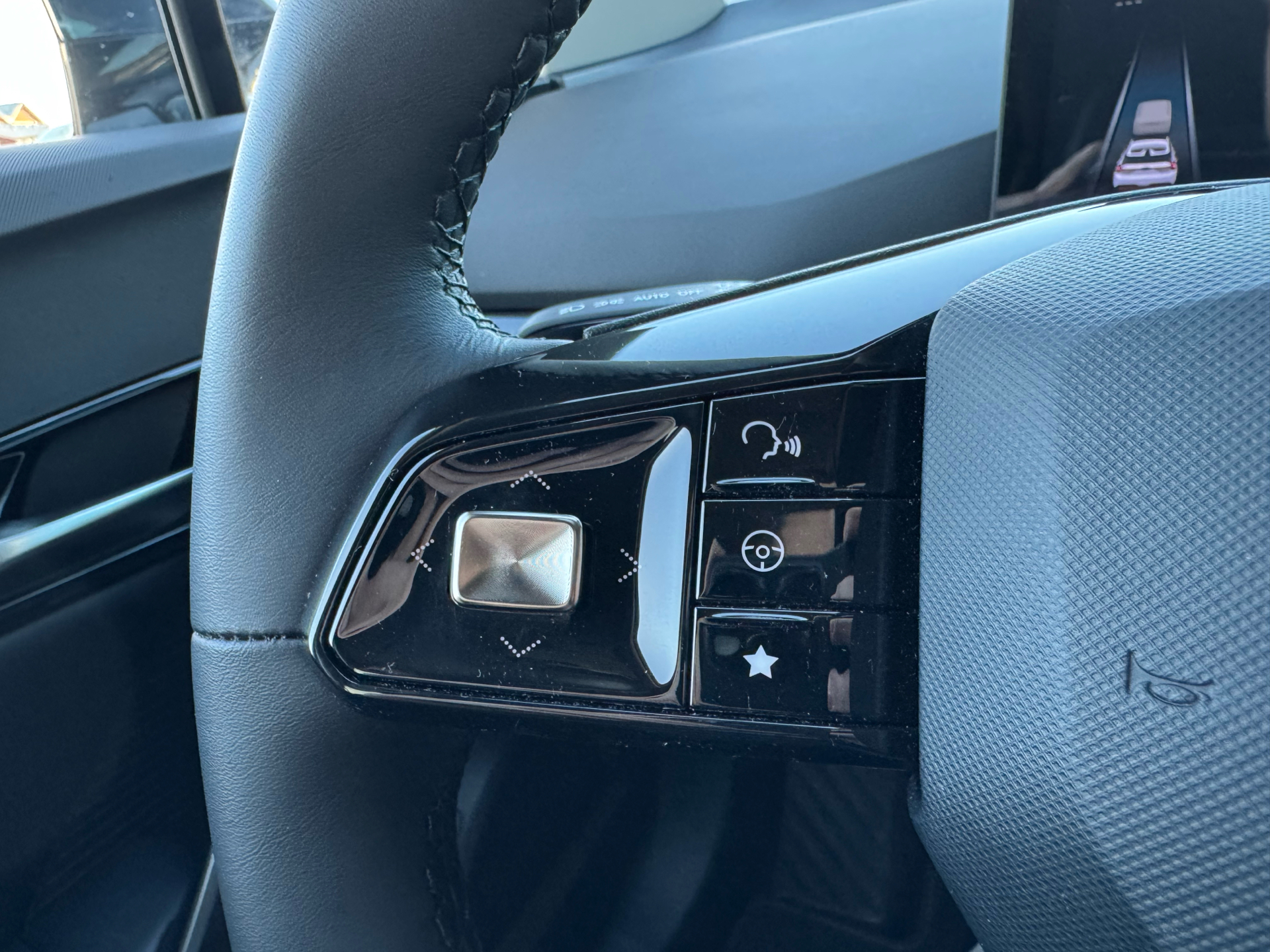 Billede af MG MG4 Electric Long Range 204hk Reduktionsgear Luxury