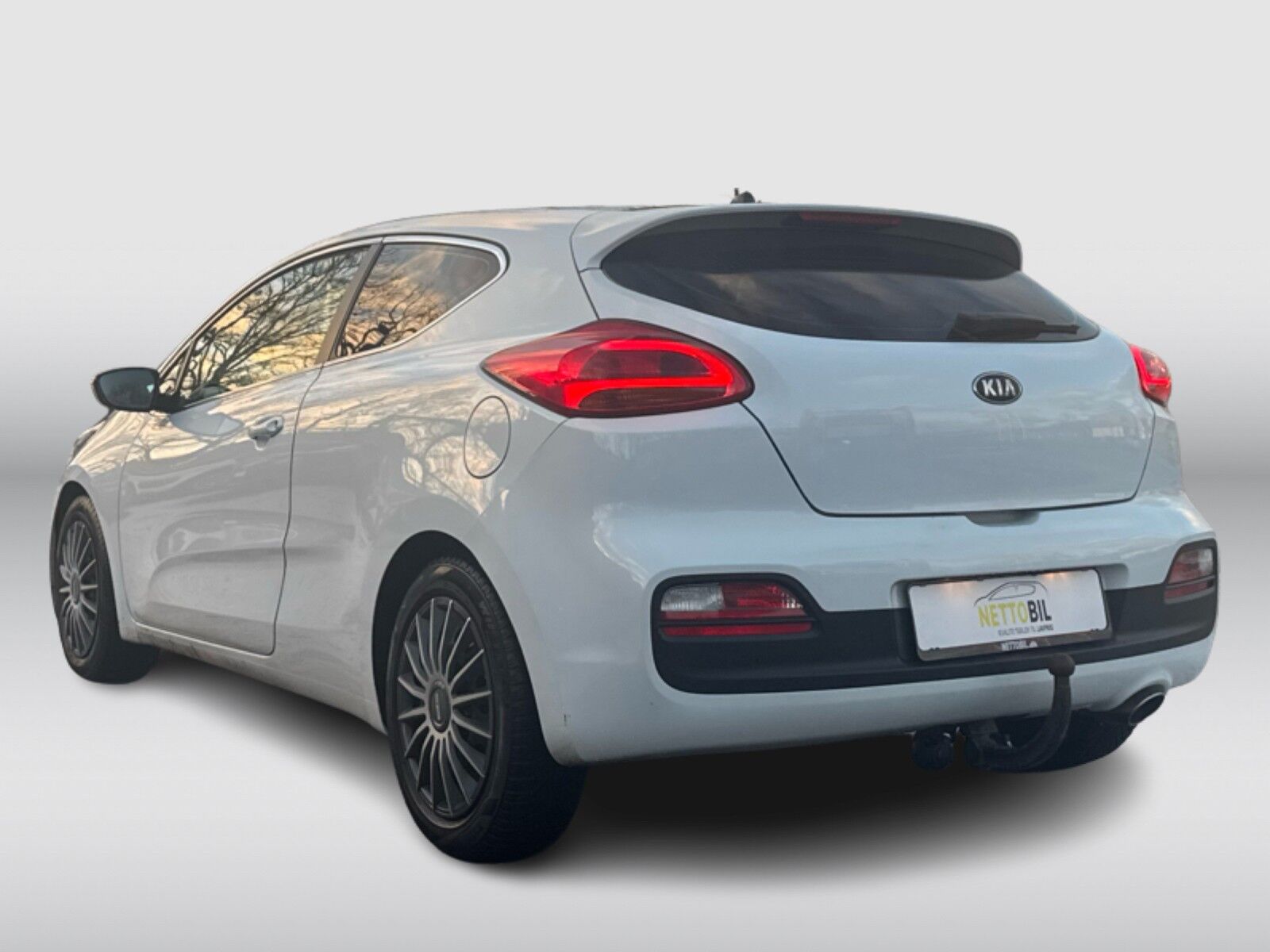 Billede af Kia Pro Ceed 1,6 CRDI Premium 128HK 3d 6g