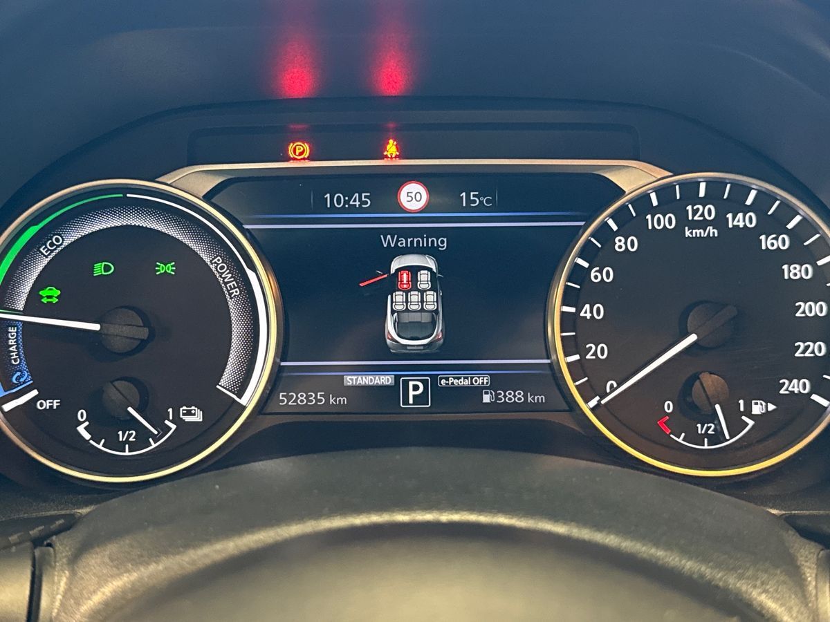 Billede af Nissan Juke 1,6 Hybrid Tekna 4AMT 143HK 5d Aut.