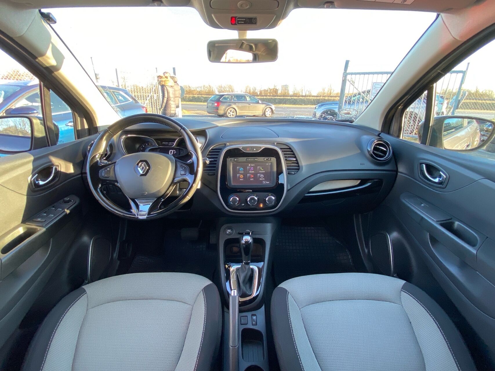 Billede af Renault Captur 1,2 TCE Expression EDC 120HK 5d 6g Aut.