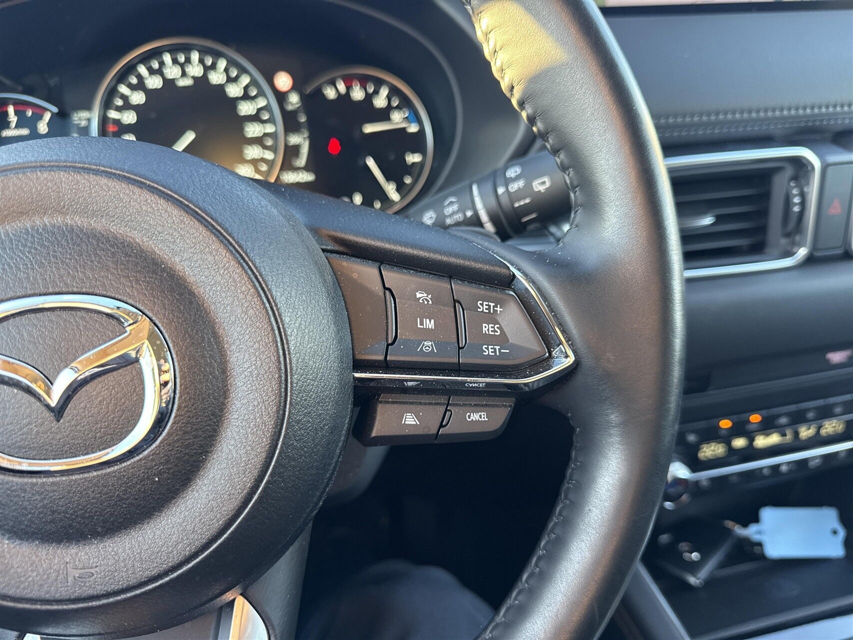 Billede af Mazda CX-5 2,0 e-Skyactiv-G  Mild hybrid Exclusive-Line 165HK 5d 6g Aut.