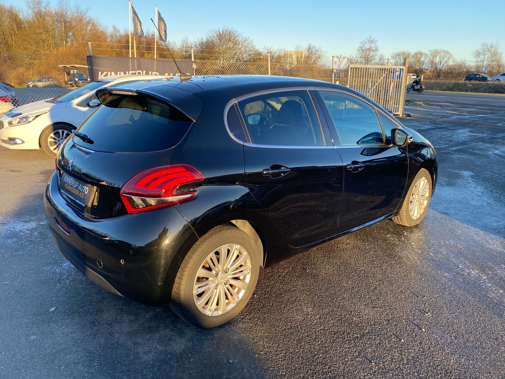 Billede af Peugeot 208 1,6 BlueHDi Desire Sky 100HK 5d
