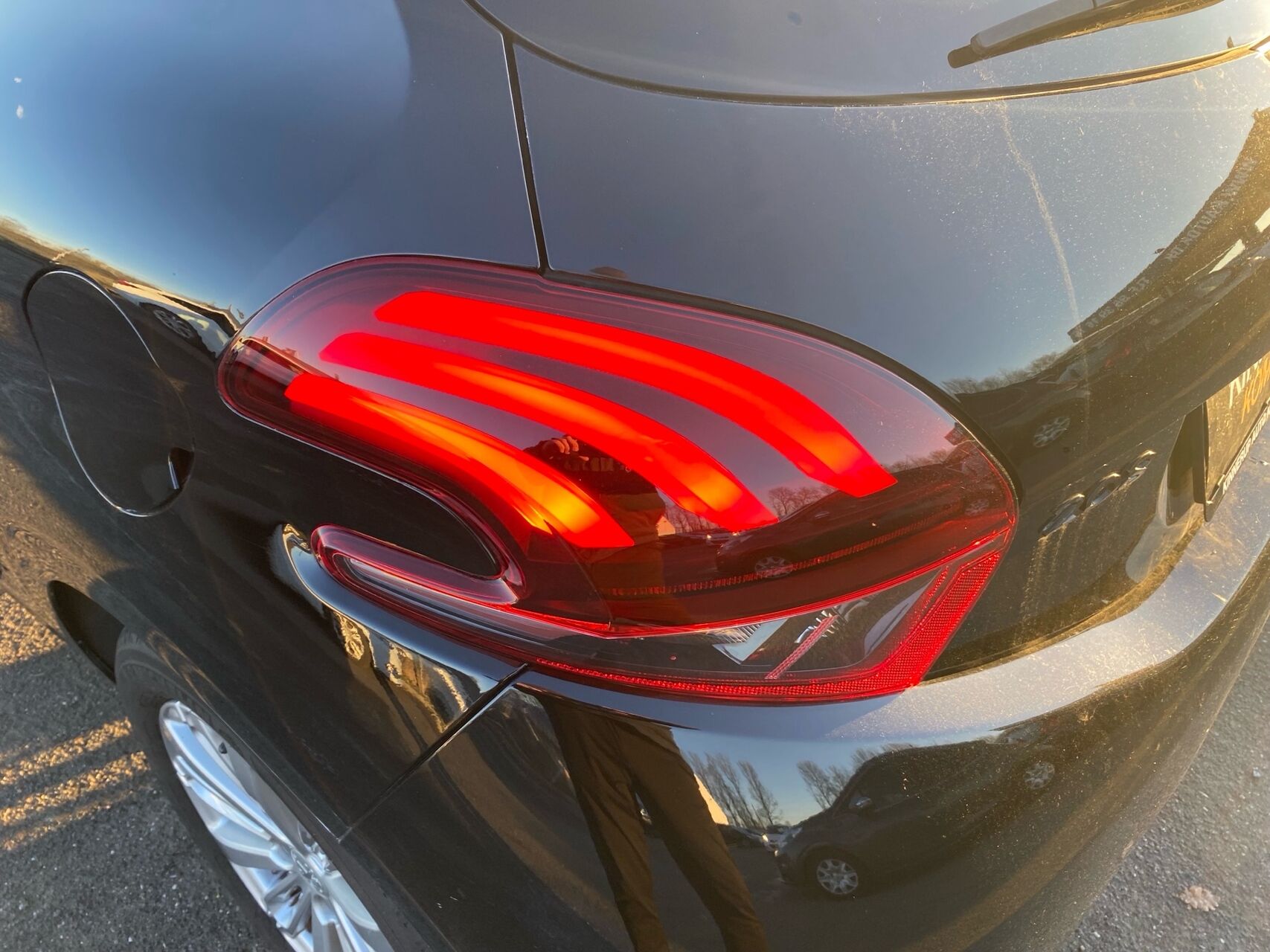 Billede af Peugeot 208 1,6 BlueHDi Desire Sky 100HK 5d