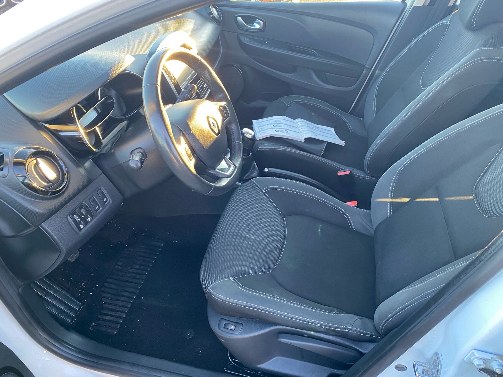 Billede af Renault Clio Sport Tourer 0,9 Energy TCe Zen 90HK Stc