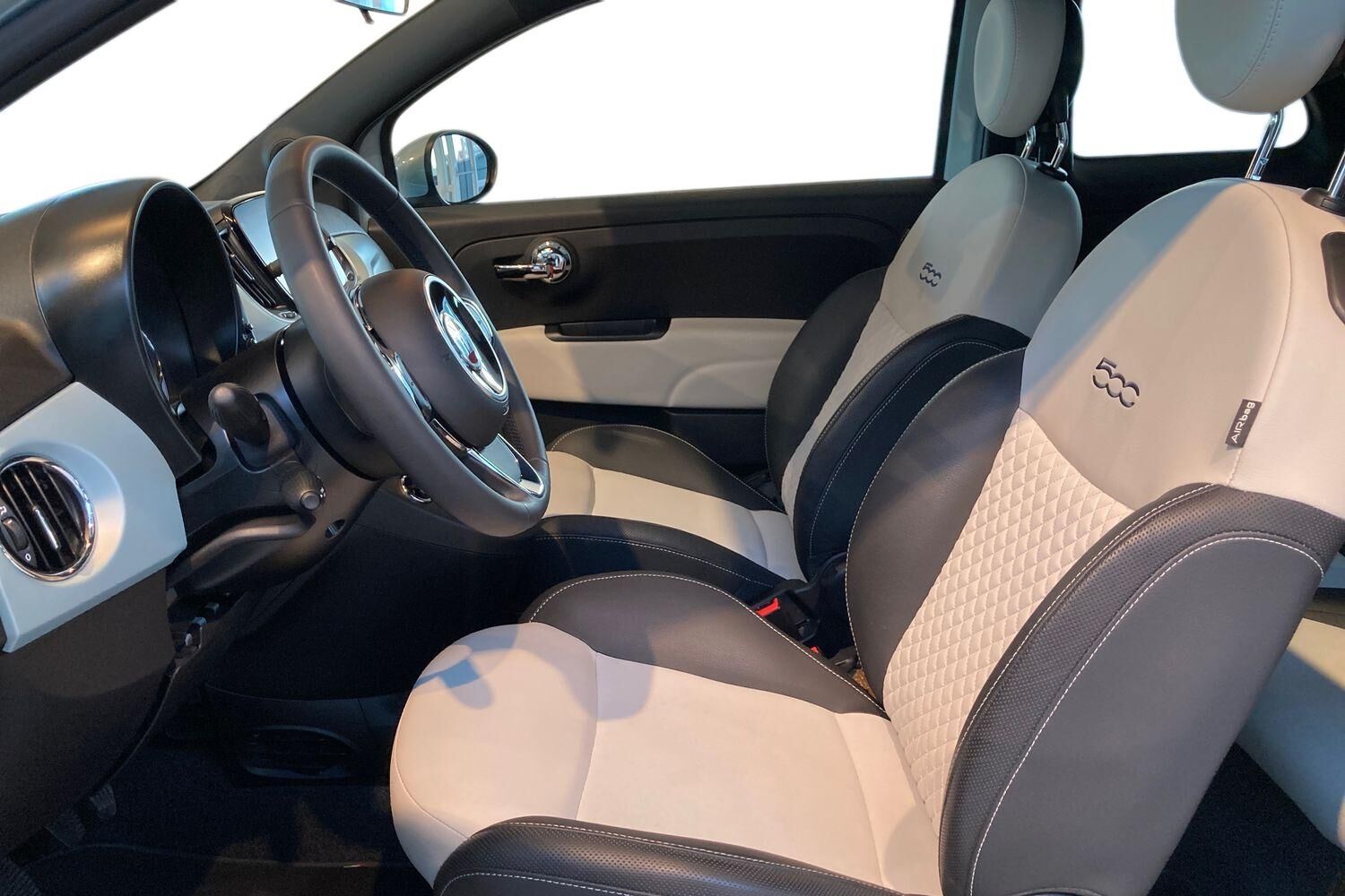 Billede af Fiat 500C 1,0 Mild hybrid DolceVita 70HK Cabr. 6g