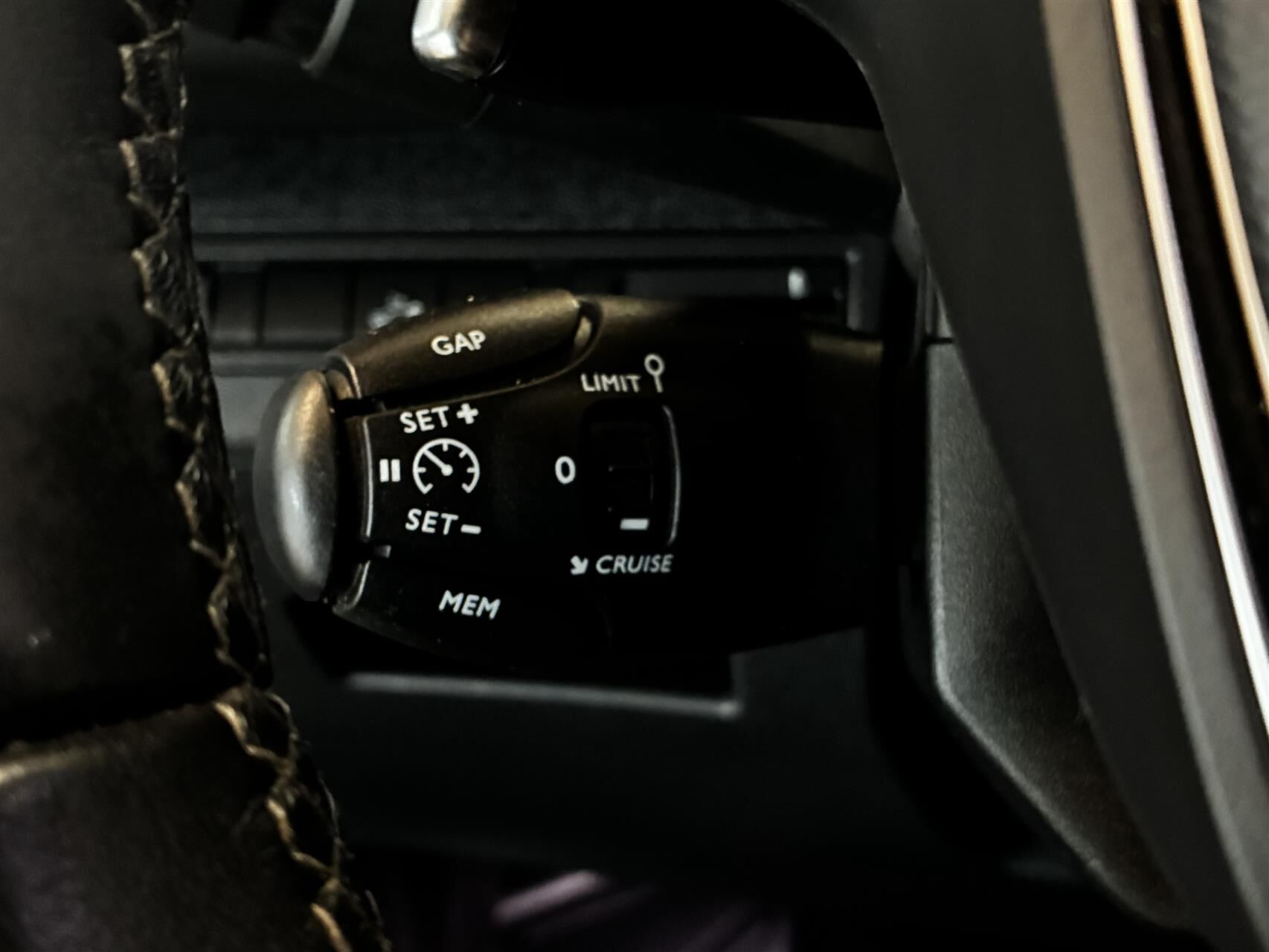 Billede af Peugeot 3008 1,5 BlueHDi Allure LTD EAT8 130HK 5d 8g Aut.