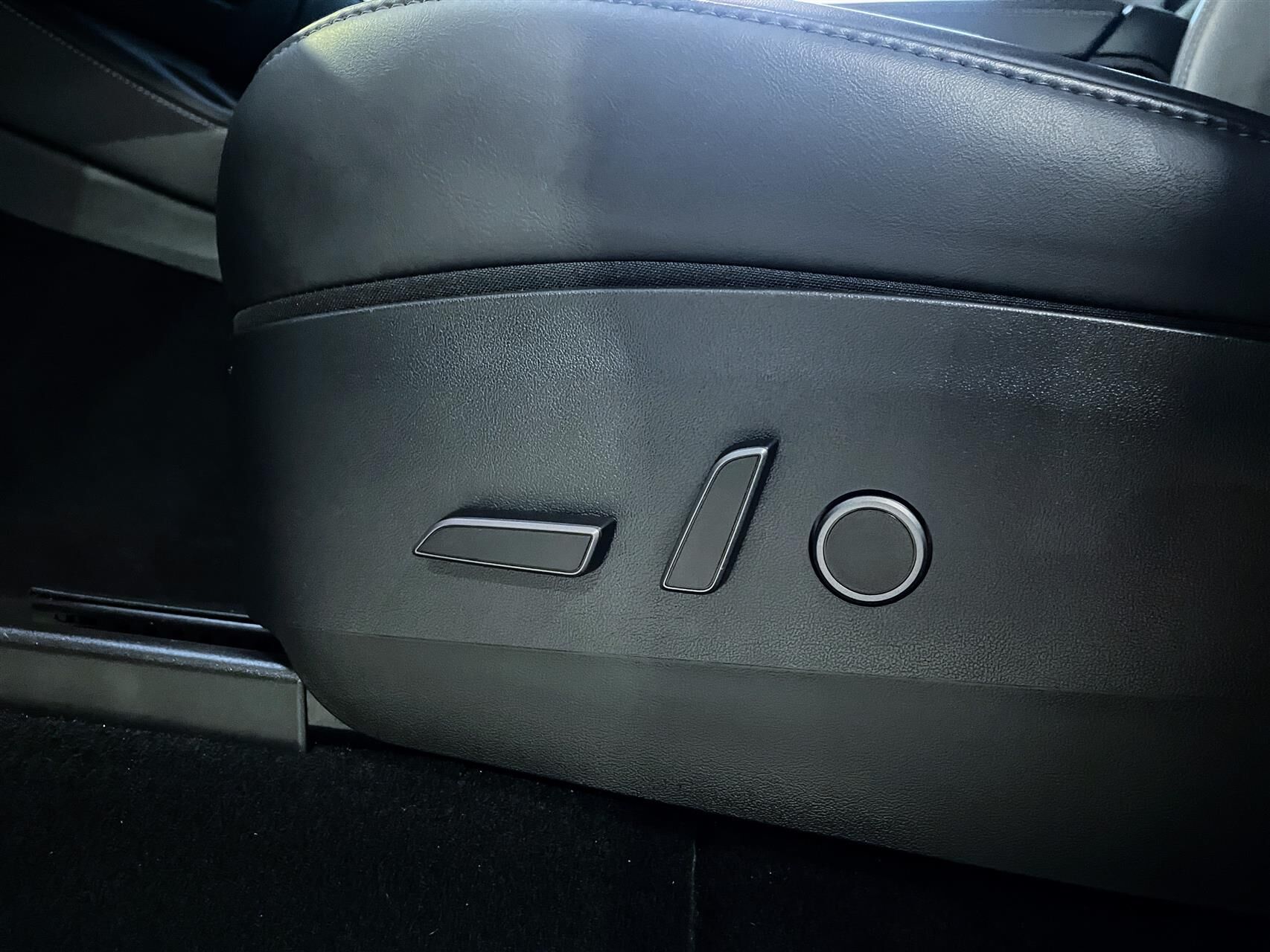 Billede af Tesla Model Y EL RWD 299HK 5d Aut.