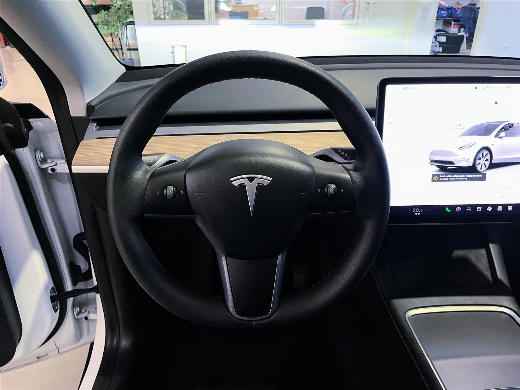 Billede af Tesla Model Y EL RWD 299HK 5d Aut.