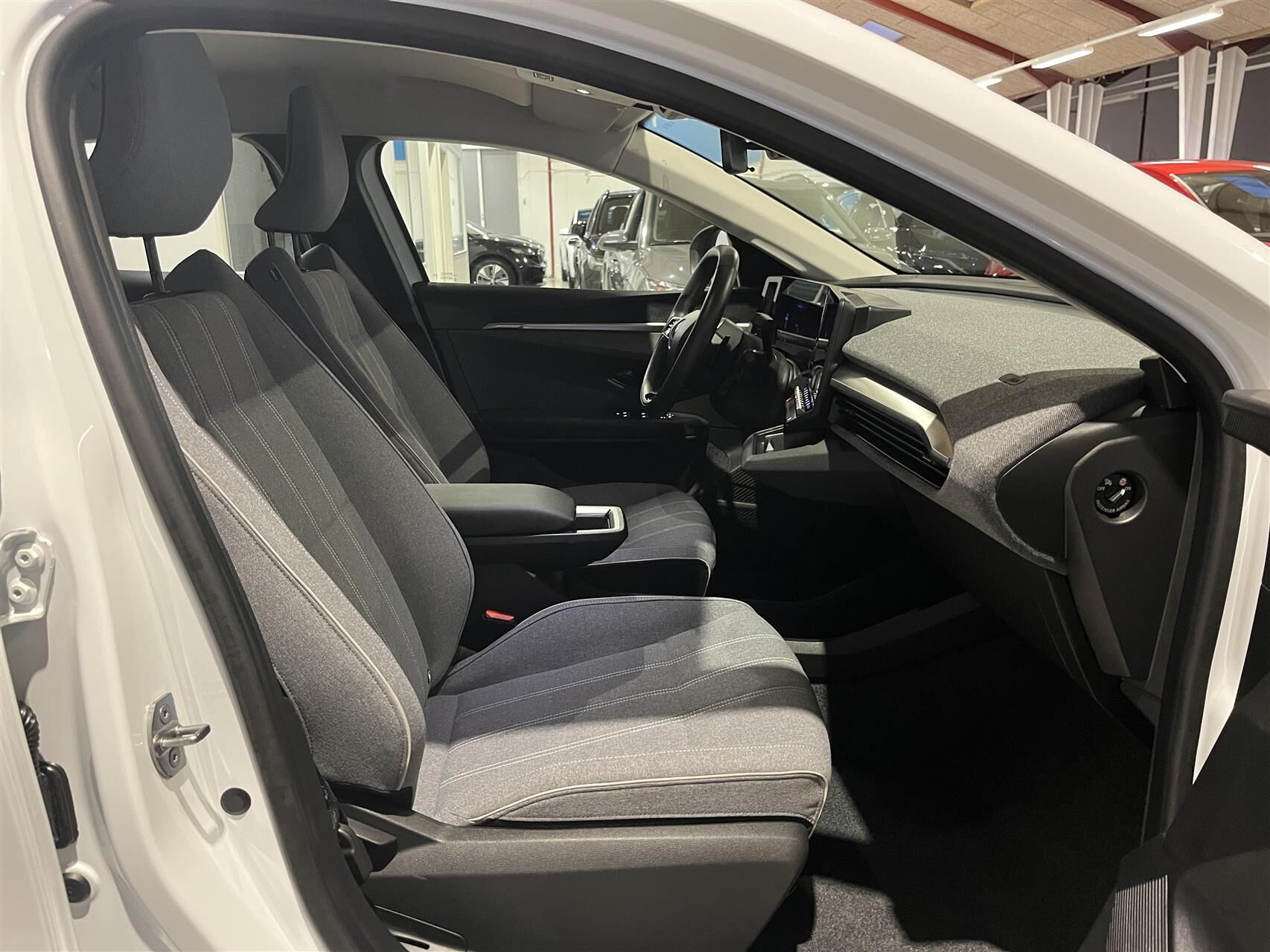 Billede af Renault Mégane E-TECH Equilibre 130HK 5d Aut.