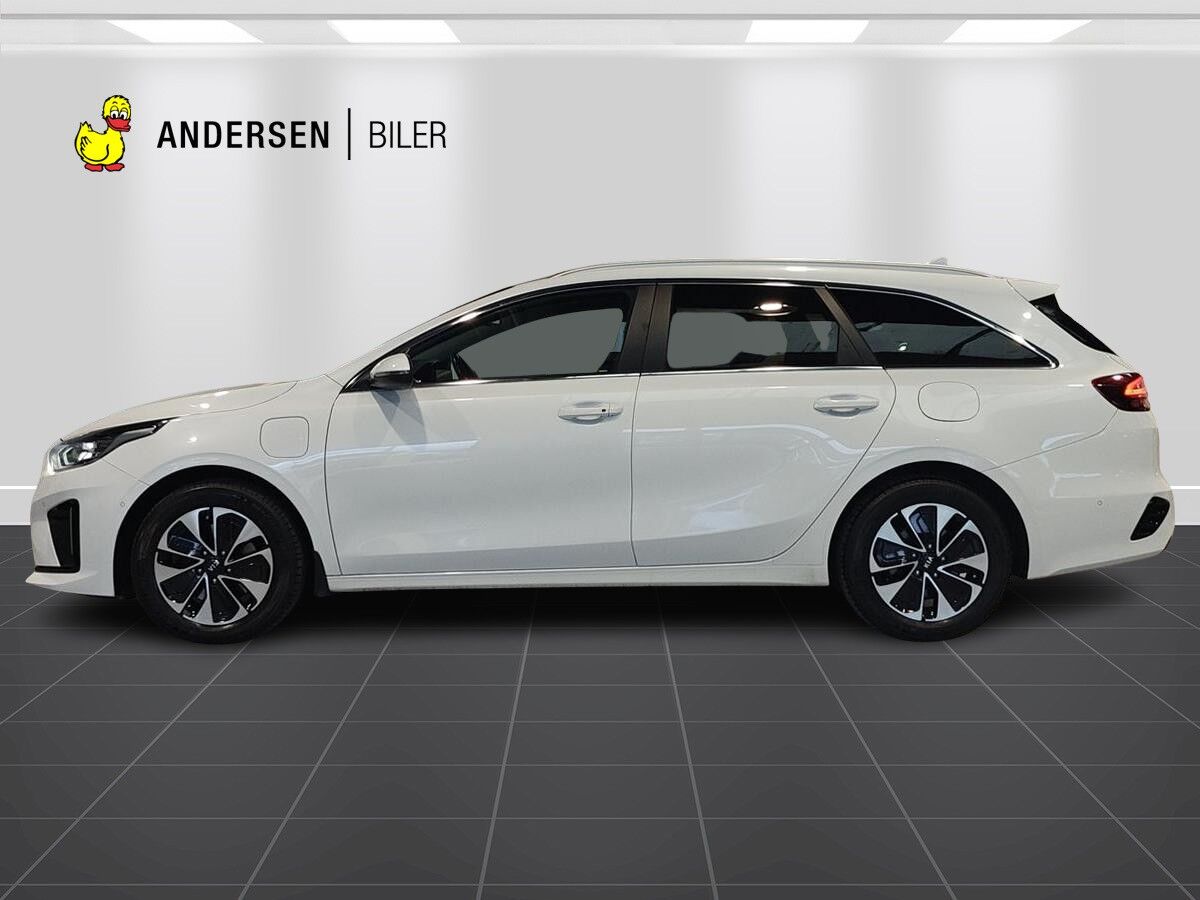 Billede af Kia Ceed SW 1,6 GDI PHEV  Plugin-hybrid Intro DCT 141HK Stc 6g Aut.