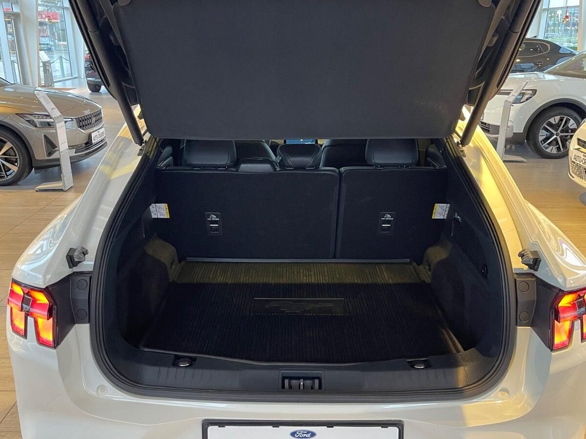 Billede af Ford Mustang Mach-E EL SR 269HK 5d Aut.