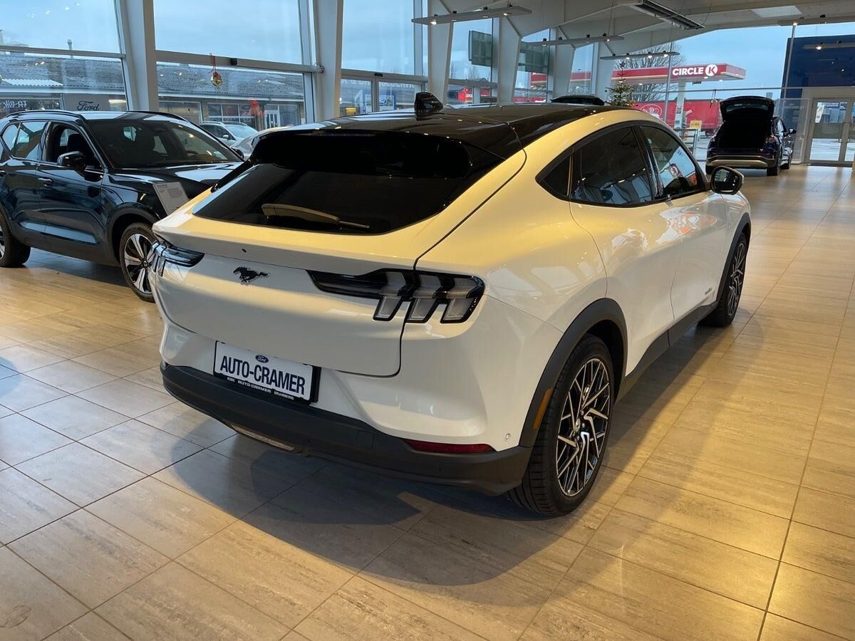 Billede af Ford Mustang Mach-E EL SR 269HK 5d Aut.