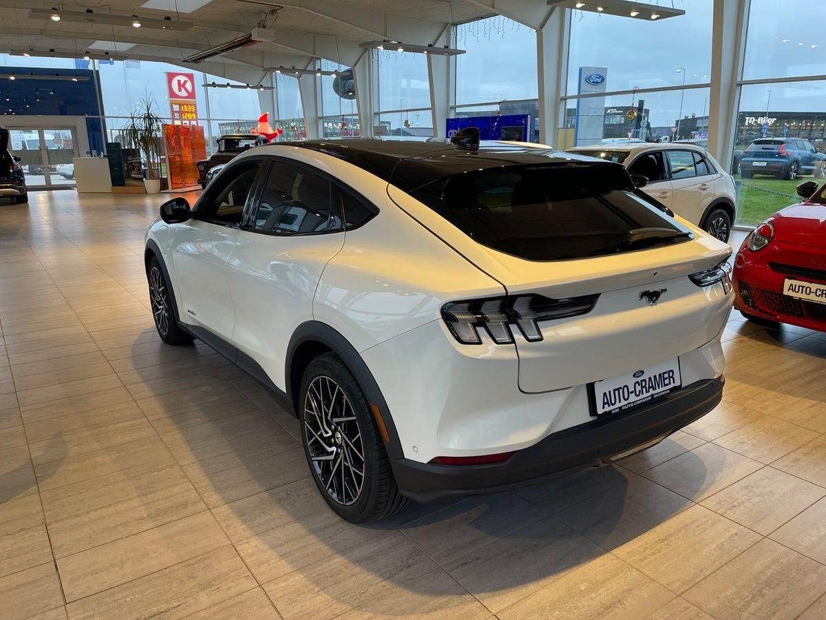 Billede af Ford Mustang Mach-E EL SR 269HK 5d Aut.