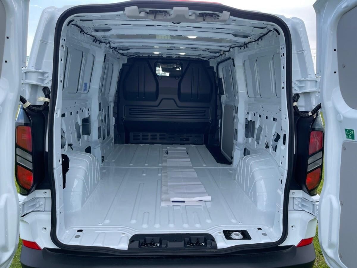 Billede af Ford Transit Custom 300 L2H1 2,0 EcoBlue Trend 136HK Van 6g