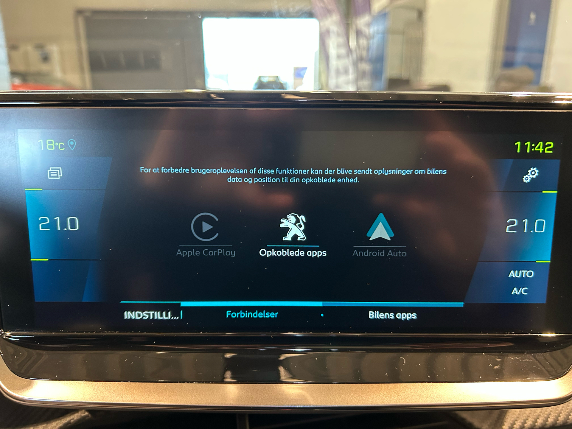 Billede af Peugeot e-2008 EL GT Sky 136HK 5d Aut.