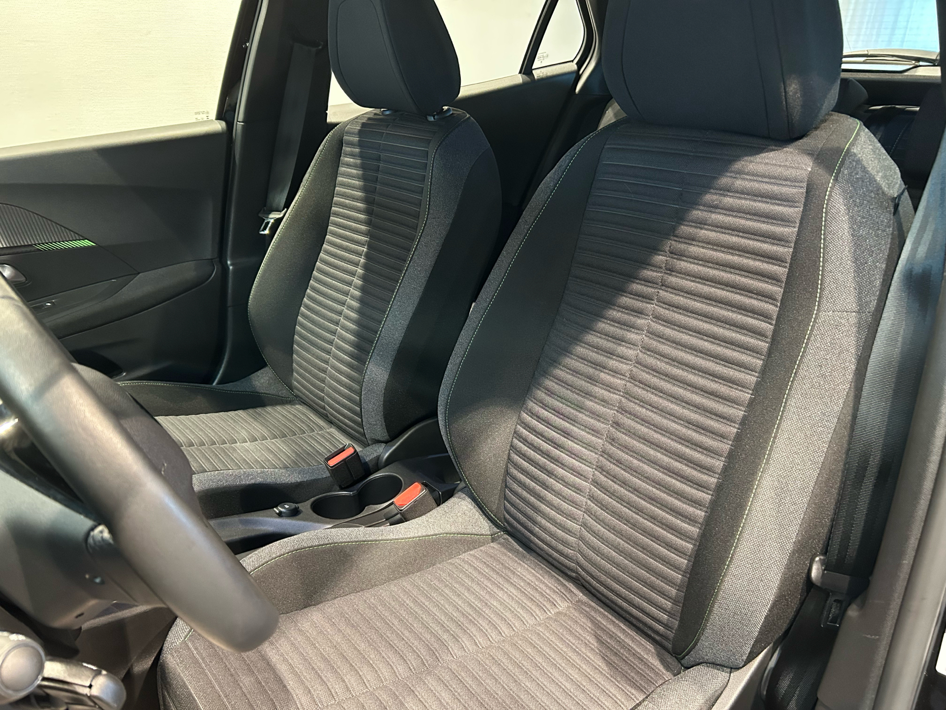 Billede af Peugeot 2008 1,2 PureTech Active 100HK 5d 6g