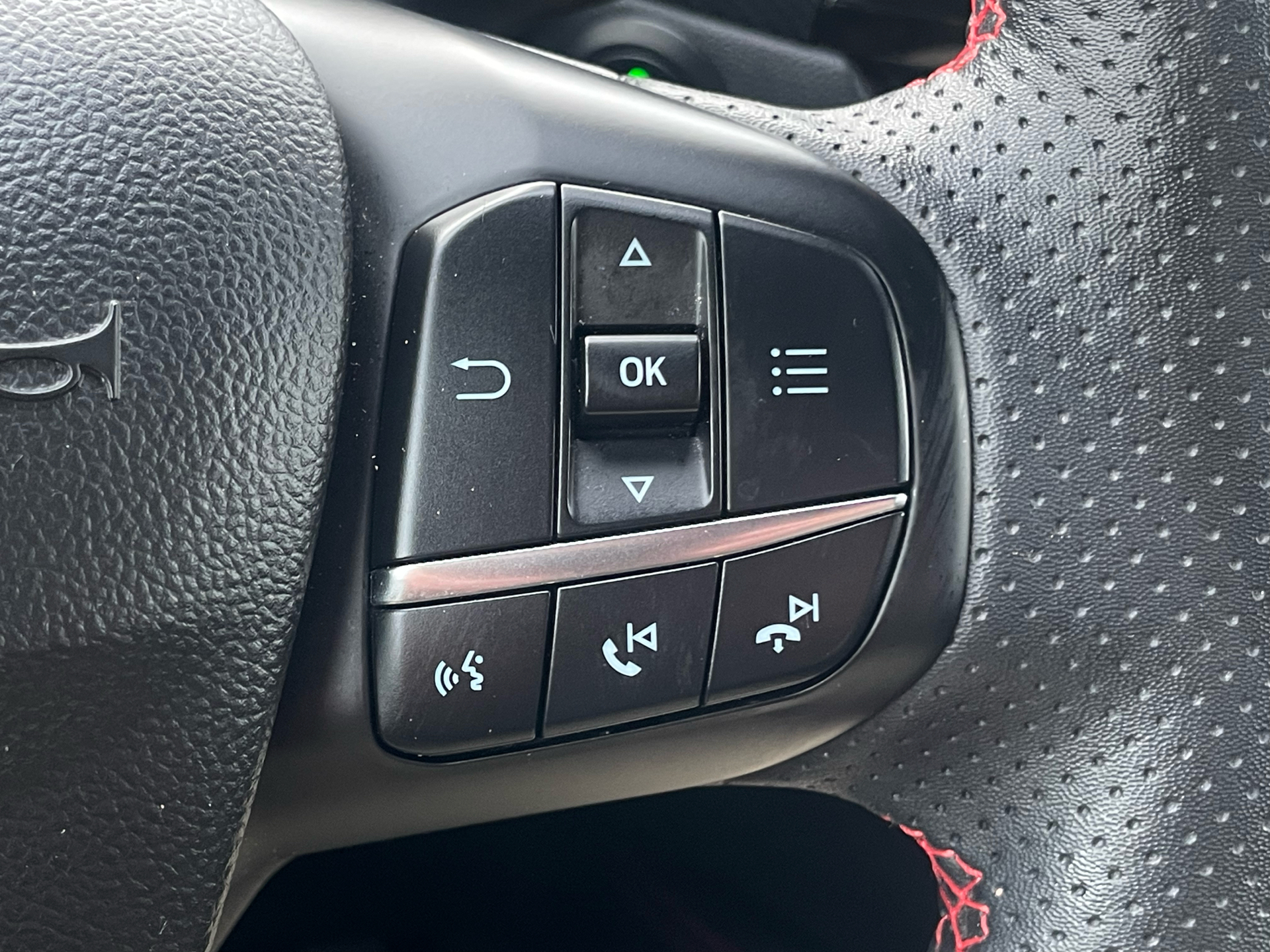 Billede af Ford Kuga 2,5 Plugin-hybrid ST-Line X CVT 225HK 5d Trinl. Gear