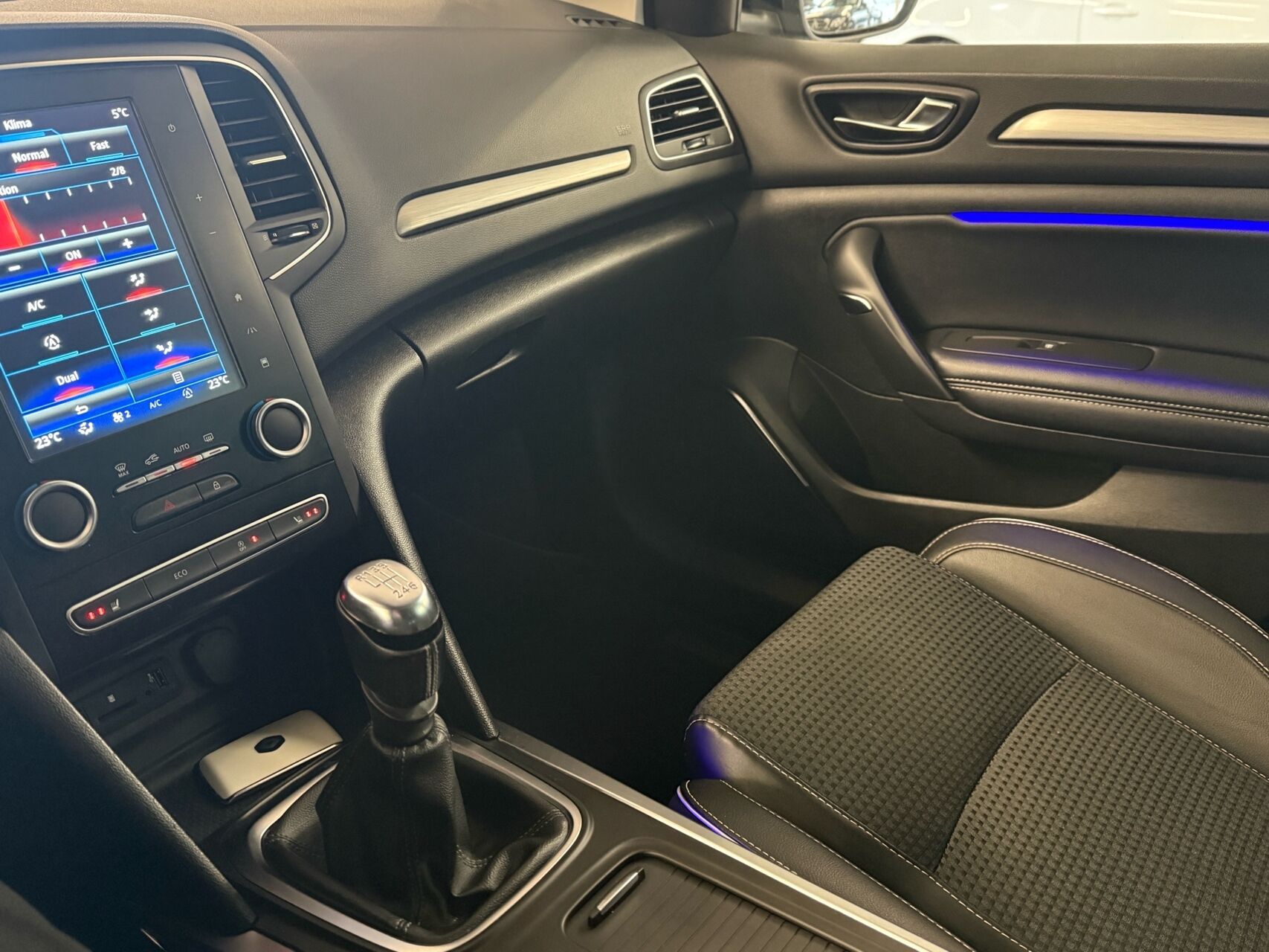 Billede af Renault Mégane Sport Tourer 1,6 Energy DCI Bose 130HK Stc 6g