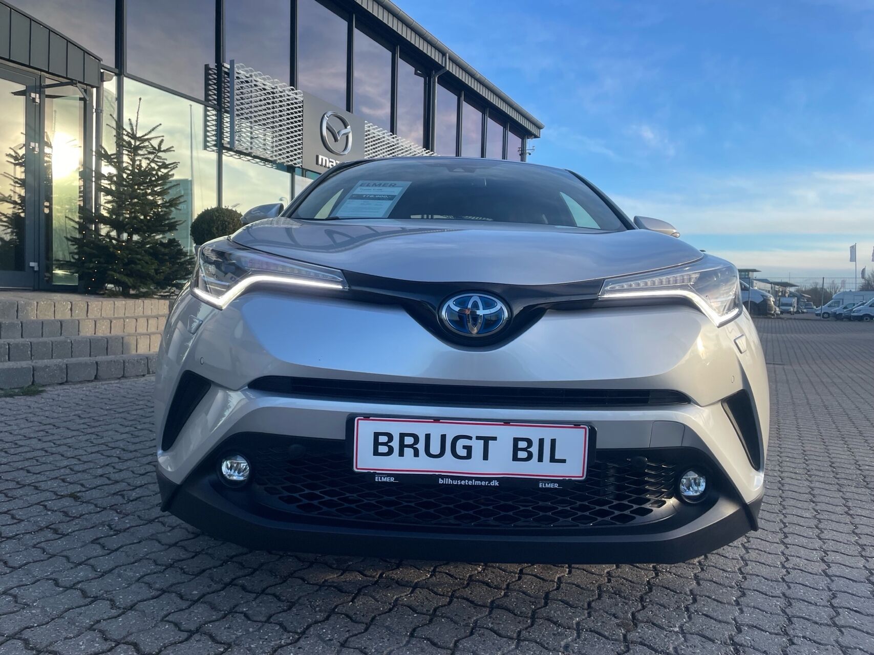 Billede af Toyota C-HR 1,8 Hybrid Premium Selected Multidrive S 122HK 5d Aut.