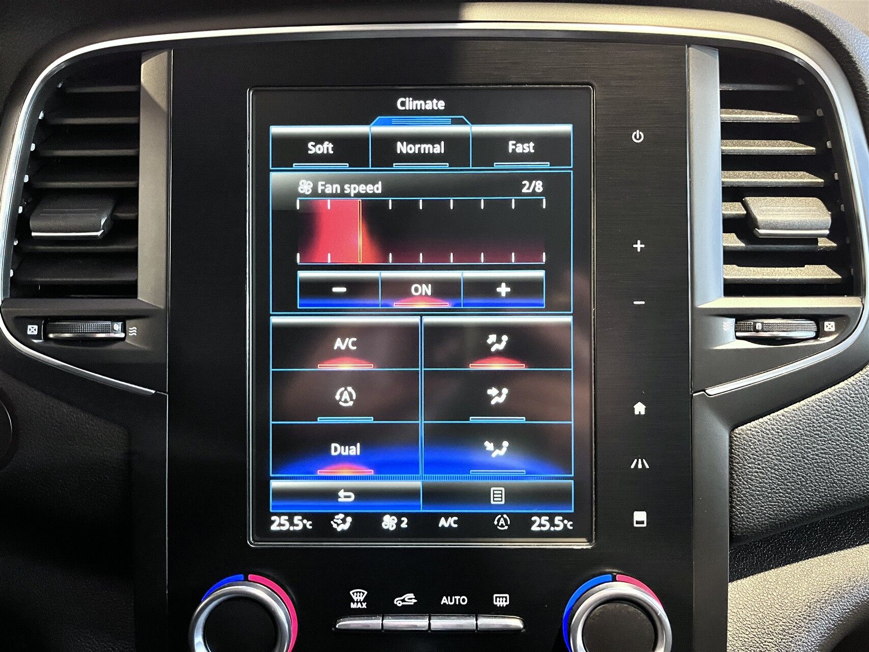 Billede af Renault Mégane Sport Tourer 1,6 Energy DCI Bose 130HK Stc 6g