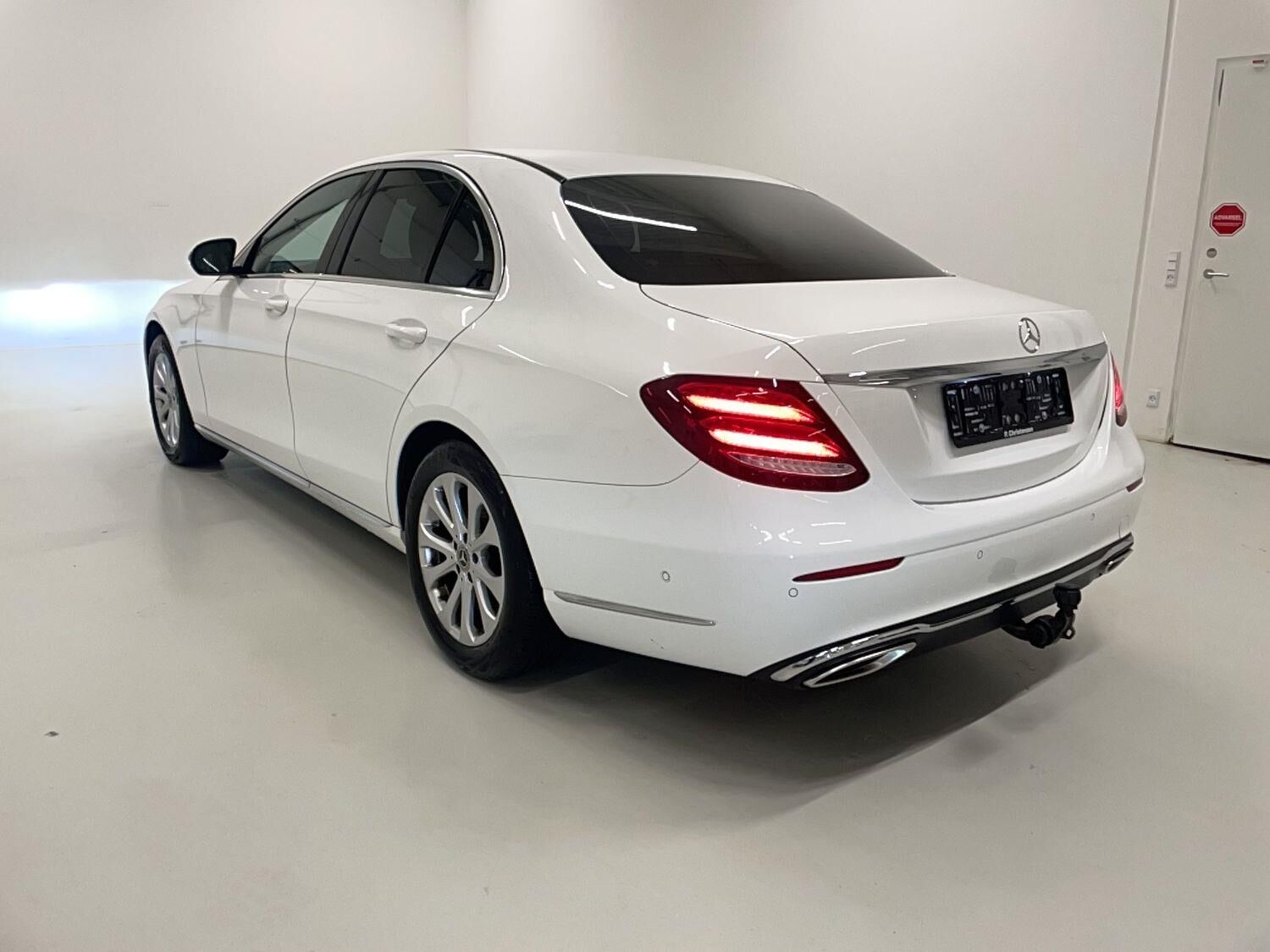 Billede af Mercedes-Benz E200 2,0 Avantgarde 9G-Tronic 184HK Aut.