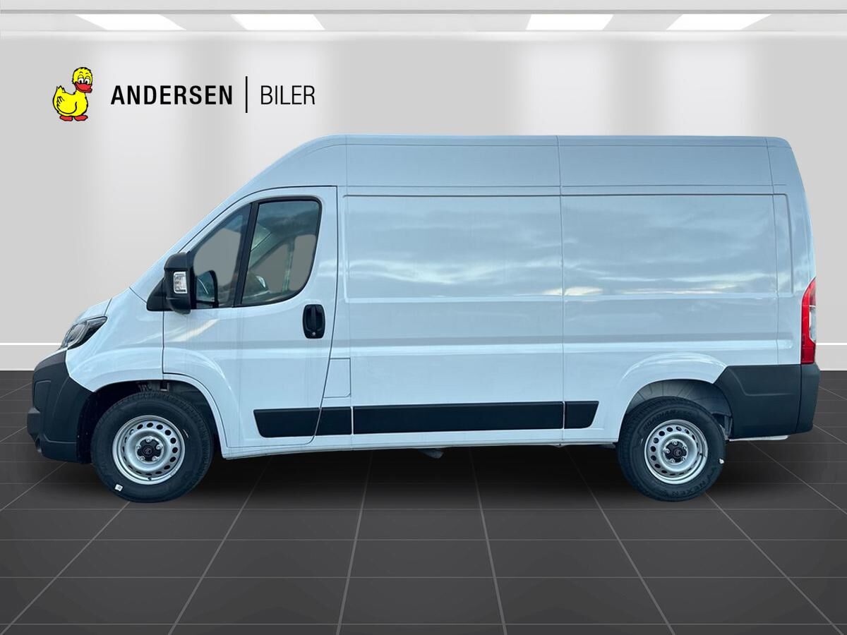 Billede af Citroën Jumper 35 L2H2 2,2 Blue HDi Masterline EAT8 140HK Van 8g Aut.