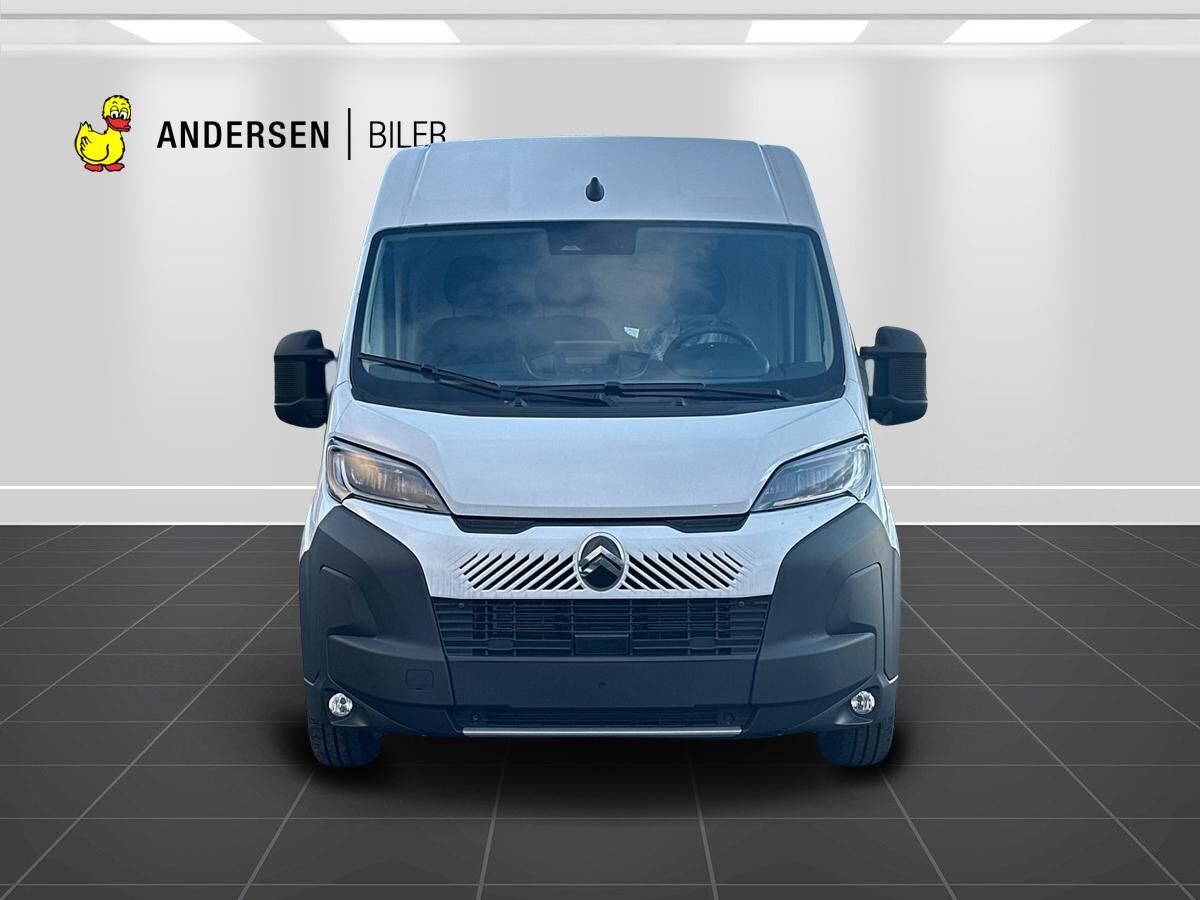 Billede af Citroën Jumper 35 L2H2 2,2 Blue HDi Masterline EAT8 140HK Van 8g Aut.