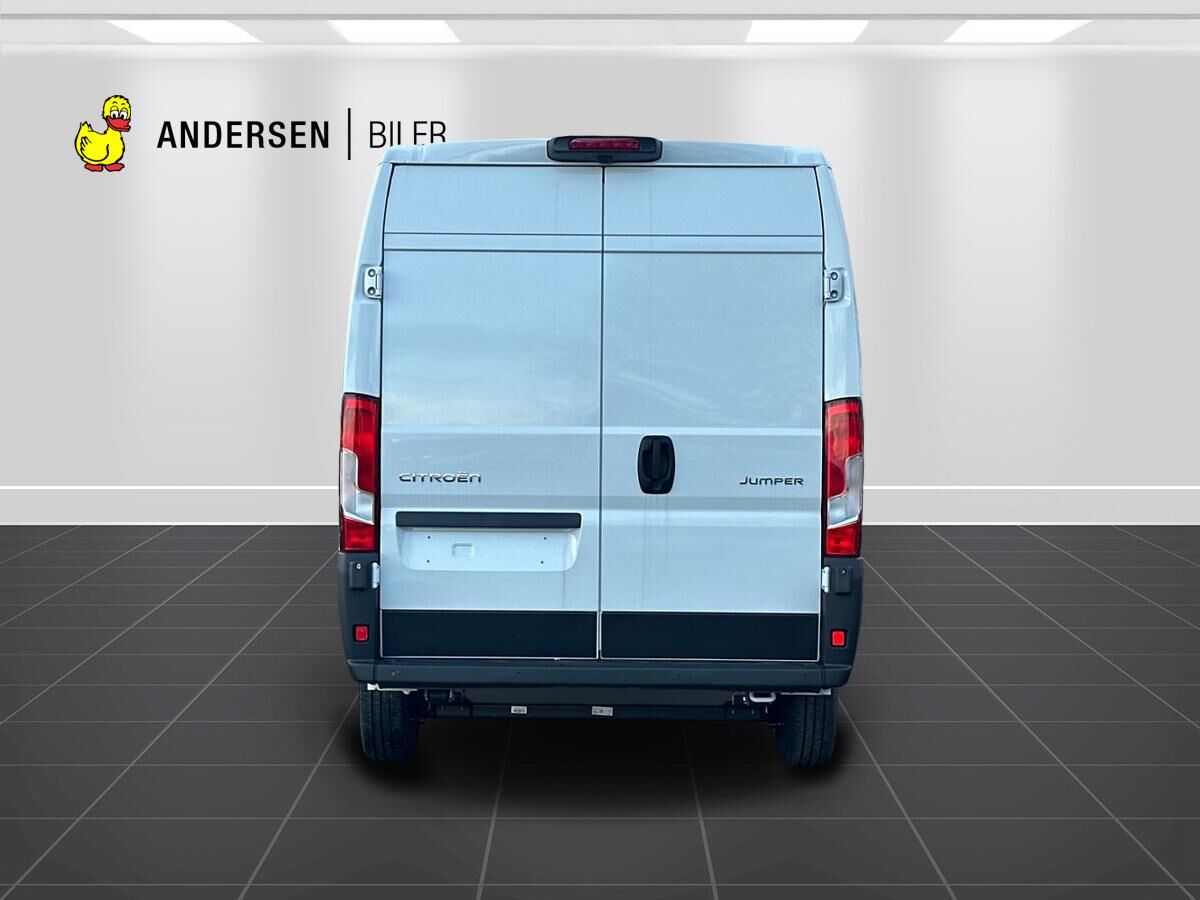 Billede af Citroën Jumper 35 L2H2 2,2 Blue HDi Masterline EAT8 140HK Van 8g Aut.