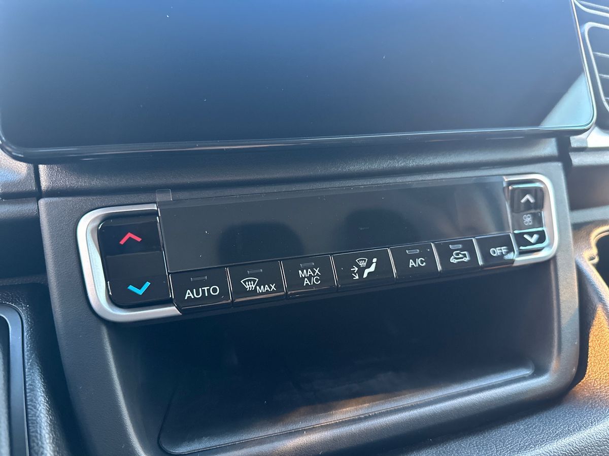 Billede af Citroën Jumper 35 L2H2 2,2 Blue HDi Masterline EAT8 140HK Van 8g Aut.