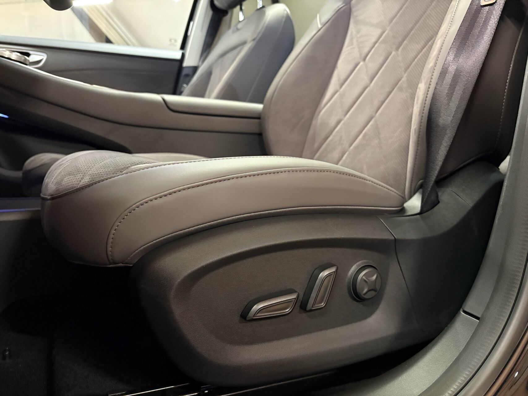 Billede af MG MGS6 Electric EL Performance Luxury 362HK 5d Aut.