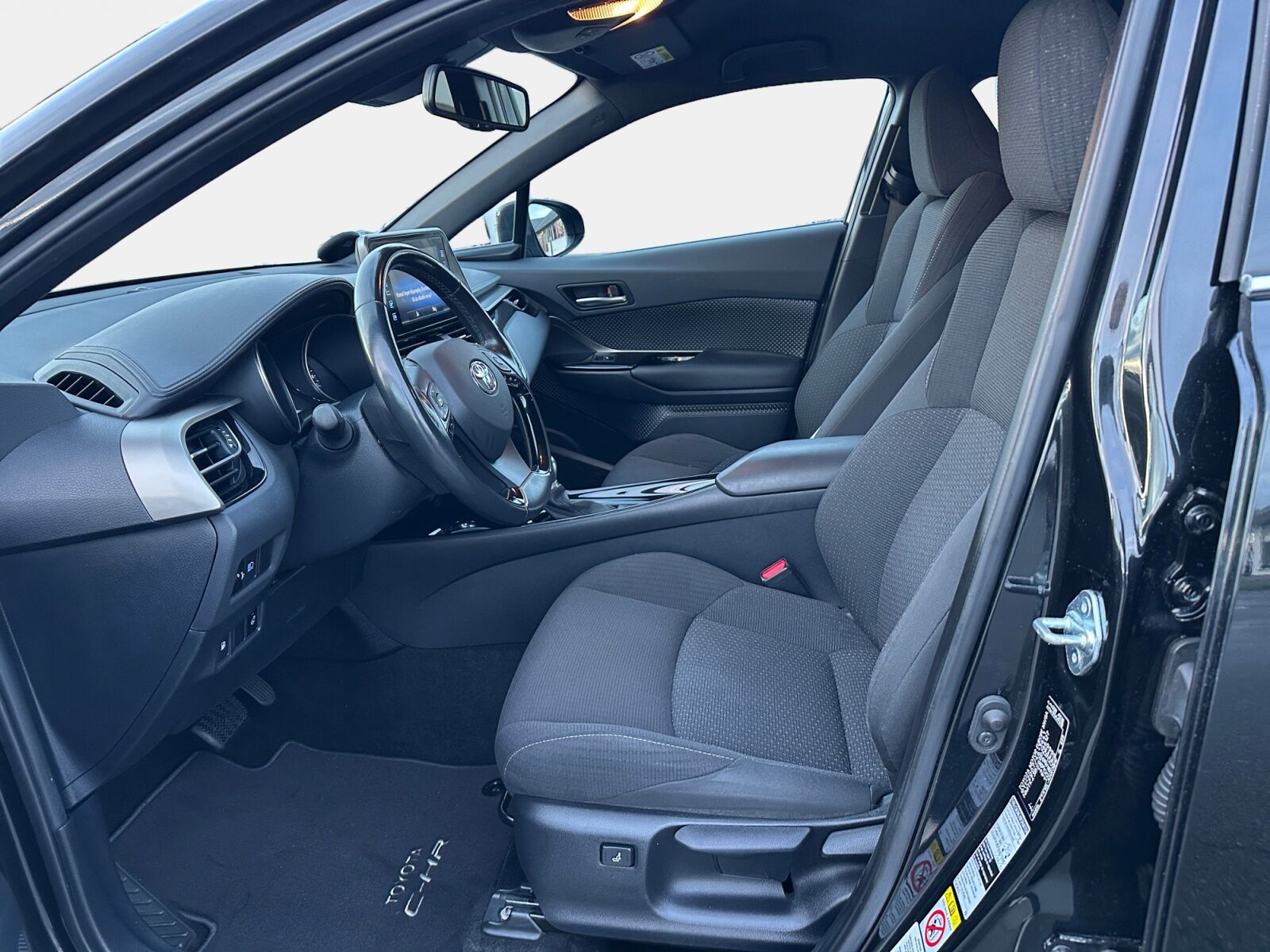 Billede af Toyota C-HR 1,8 Hybrid Selected Multidrive S 122HK 5d Aut.