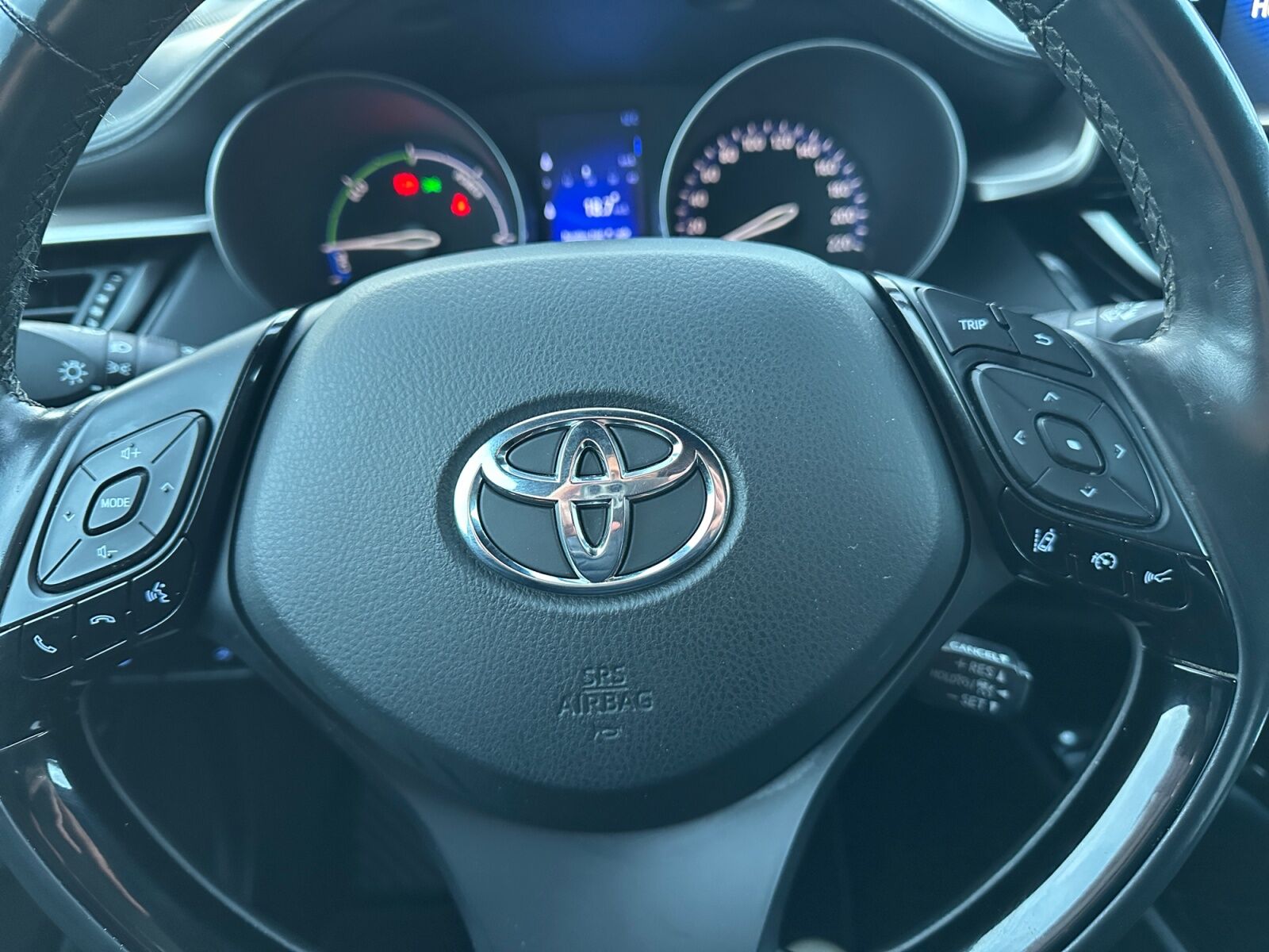 Billede af Toyota C-HR 1,8 Hybrid Selected Multidrive S 122HK 5d Aut.