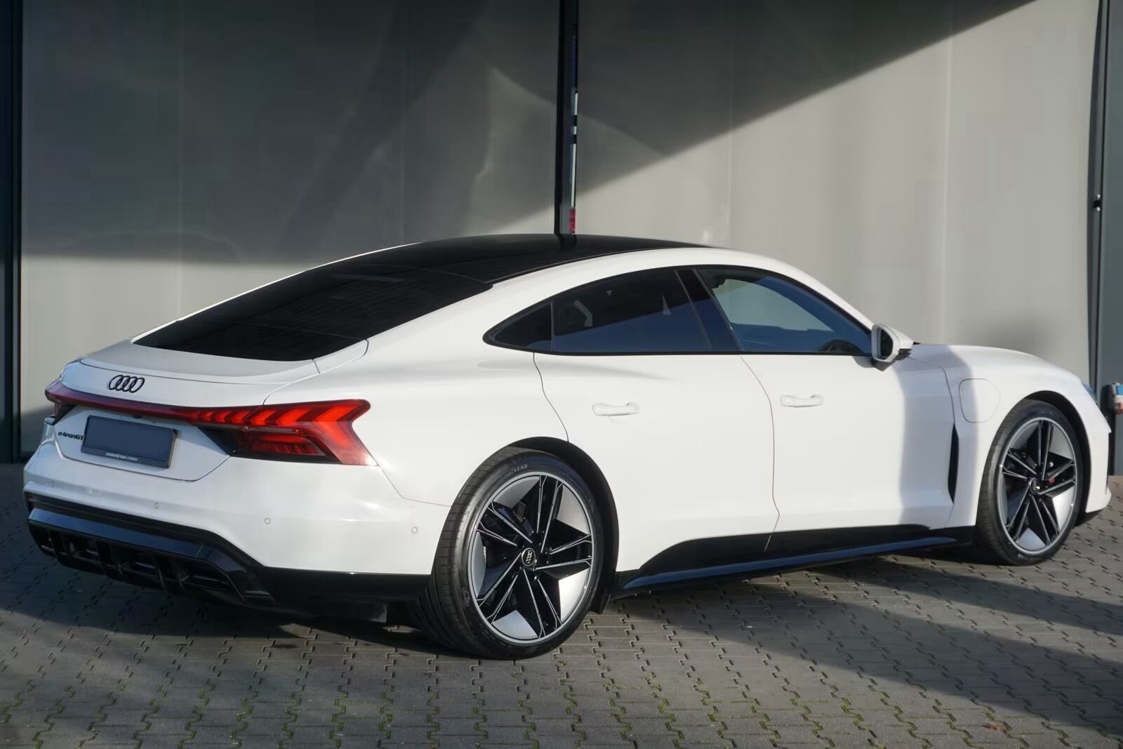 Billede af Audi E-tron GT EL Quattro 476HK 4d Aut.