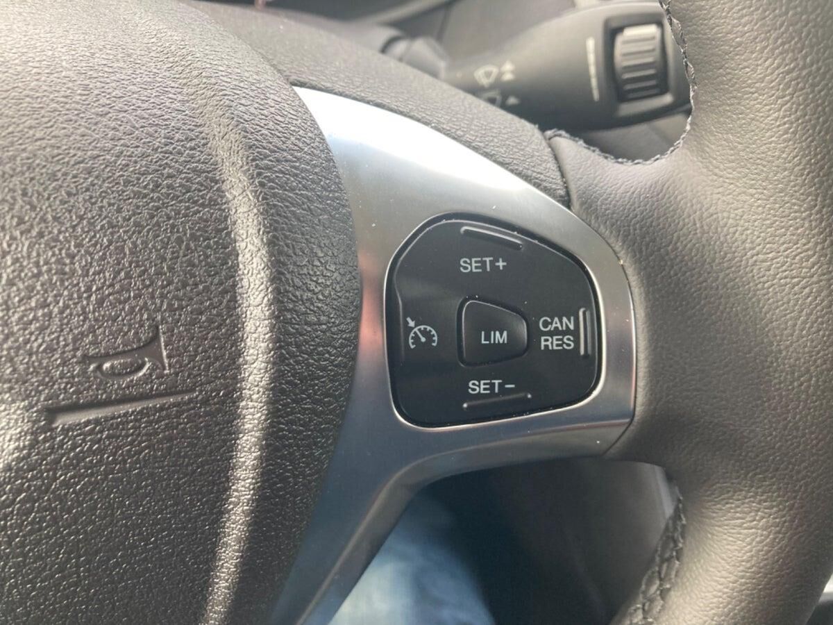 Billede af Ford Transit Courier 1,0 EcoBoost Limited 100HK Van 6g