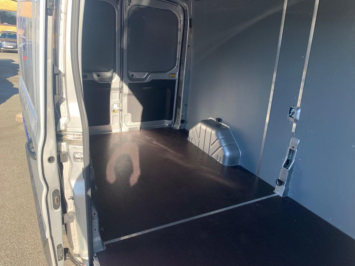 Billede af Ford Transit 350 L3H2 2,0 TDCi Limited 170HK Van 6g