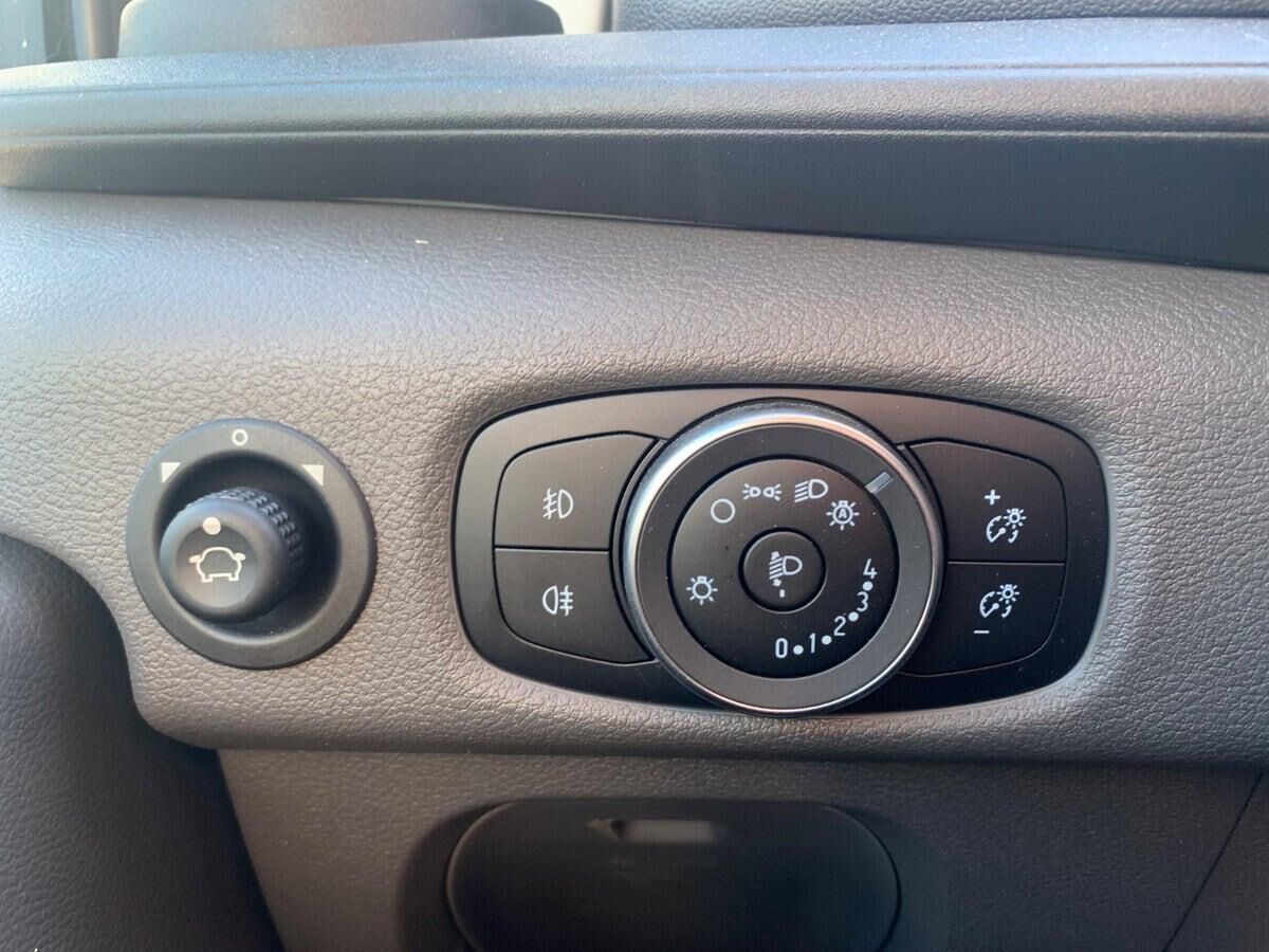 Billede af Ford Transit 350 L3H2 2,0 TDCi Limited 170HK Van 6g