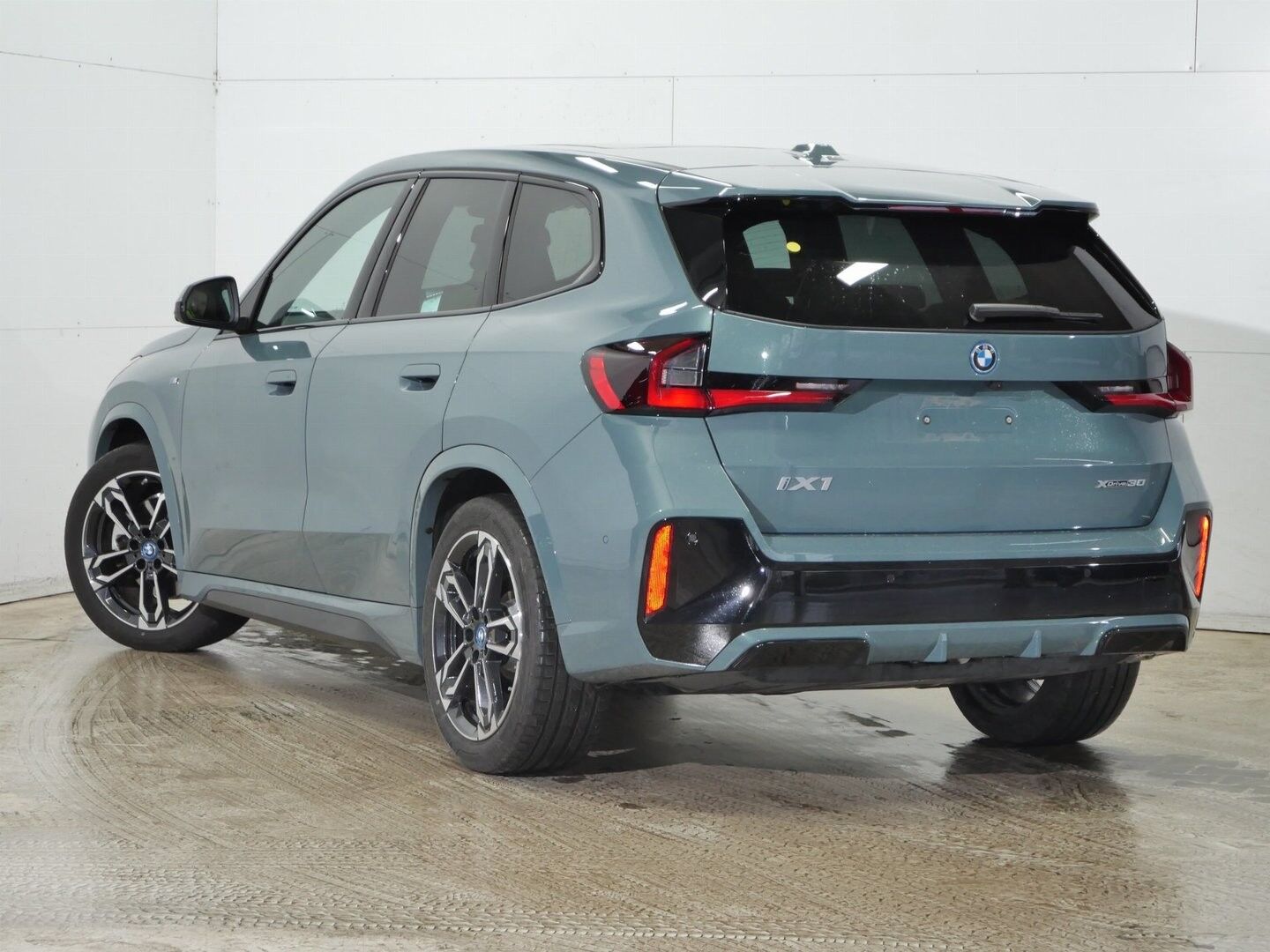 Billede af BMW iX1 xDrive30 Fully Charged M Sport 313HK 5d Aut. 