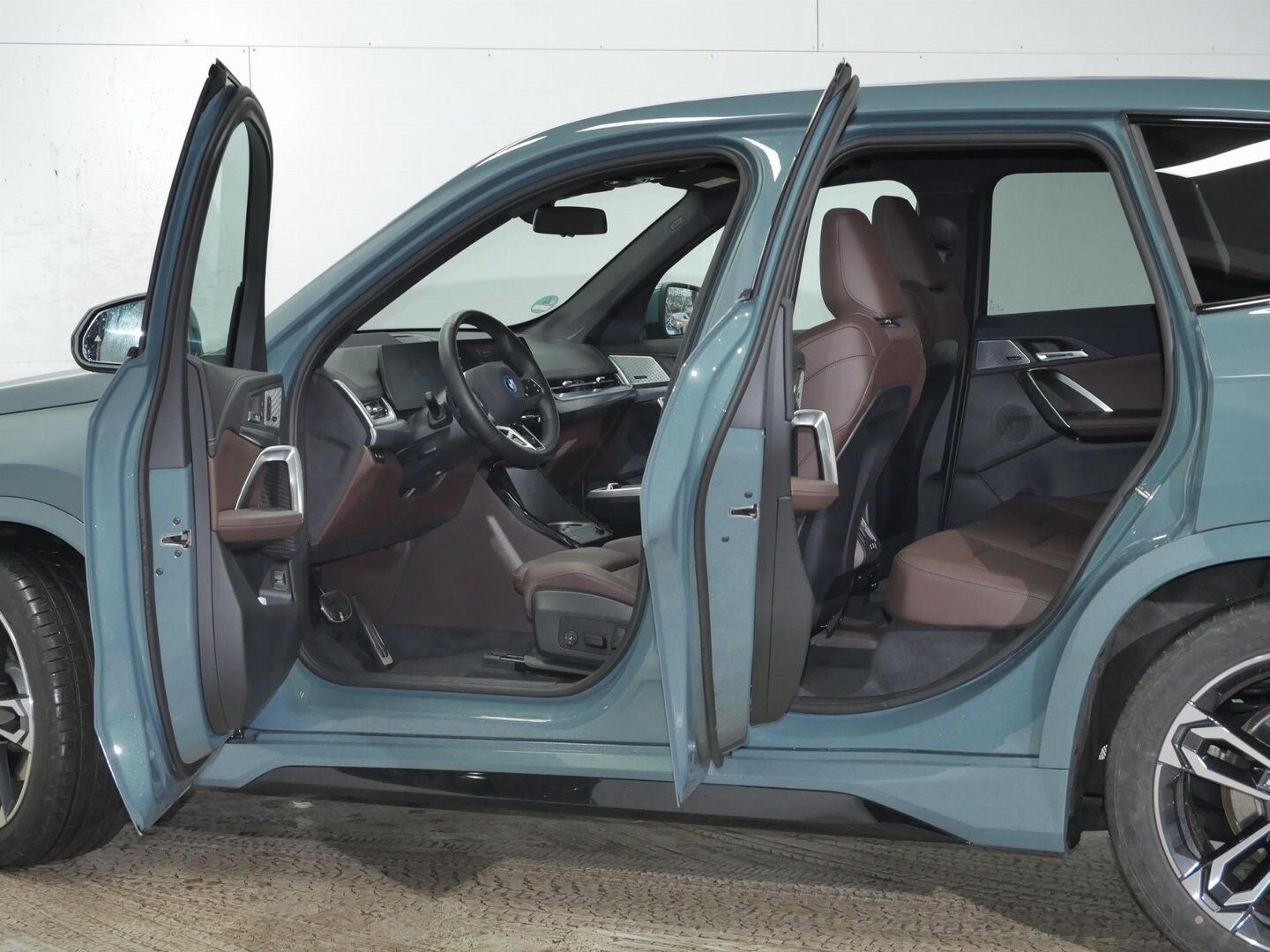 Billede af BMW iX1 xDrive30 Fully Charged M Sport 313HK 5d Aut. 