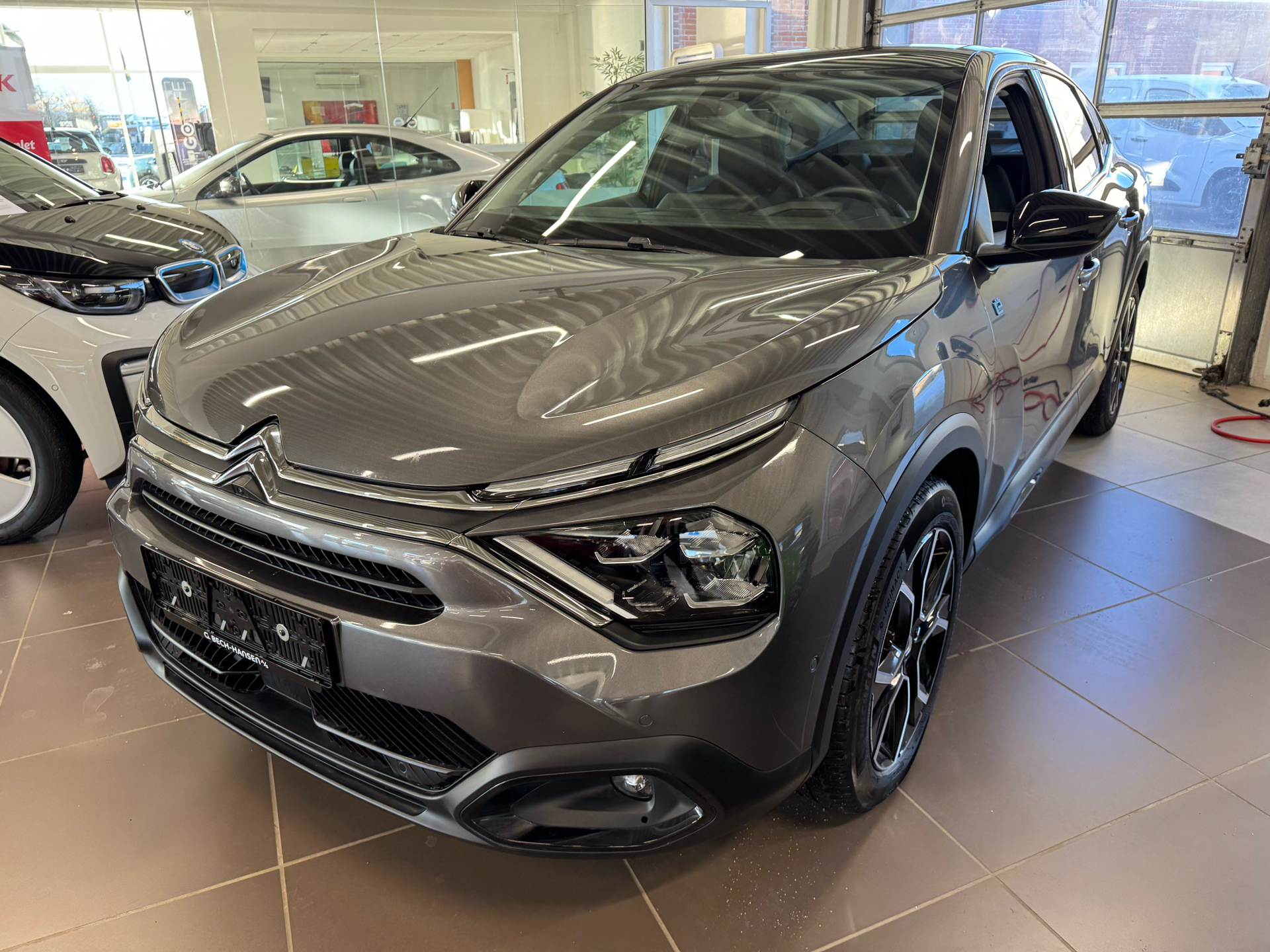 Billede af Citroën e-C4 X EL Shine Pack 136HK 5d Aut.
