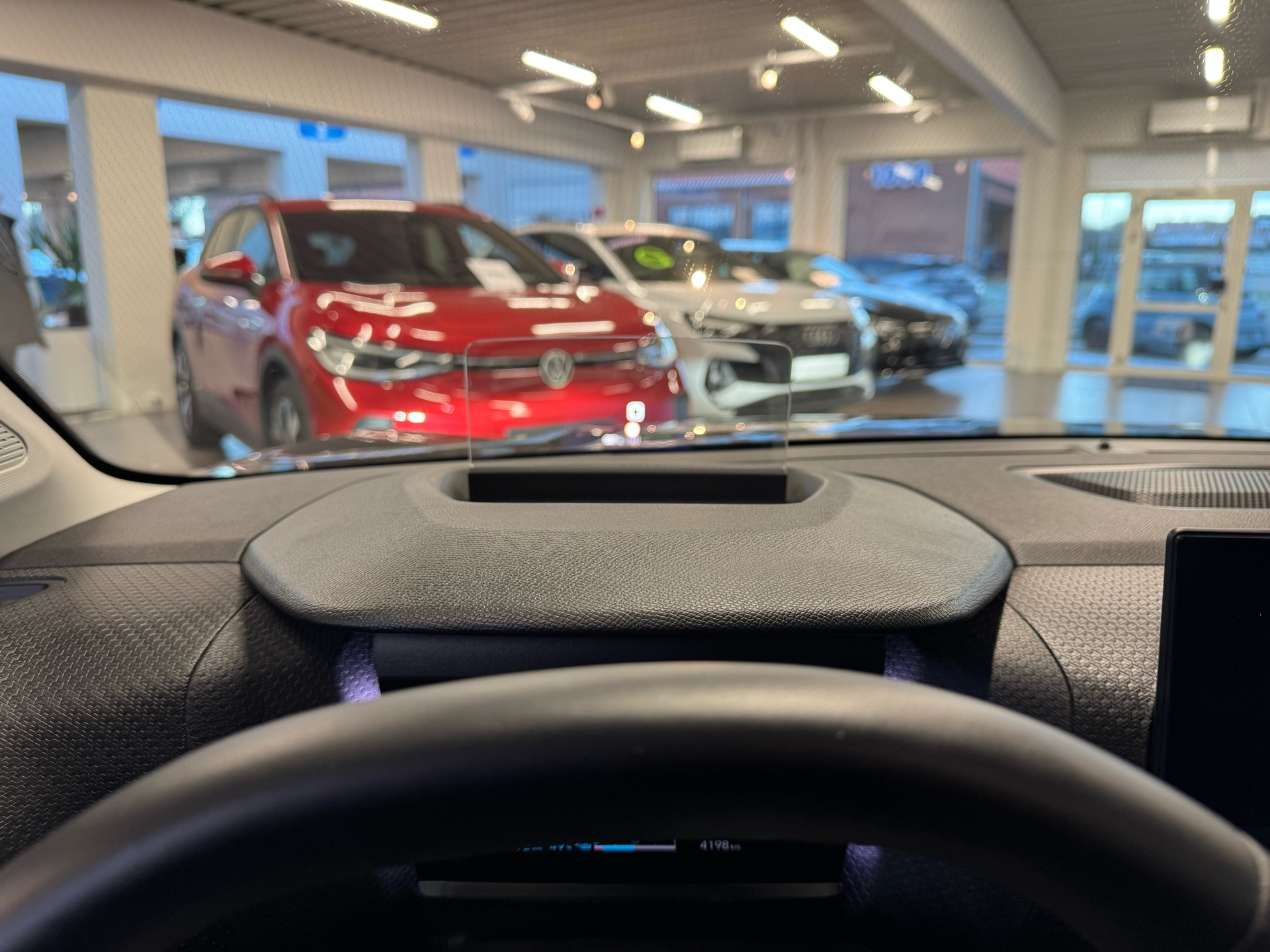 Billede af Citroën e-C4 X EL Shine Pack 136HK 5d Aut.